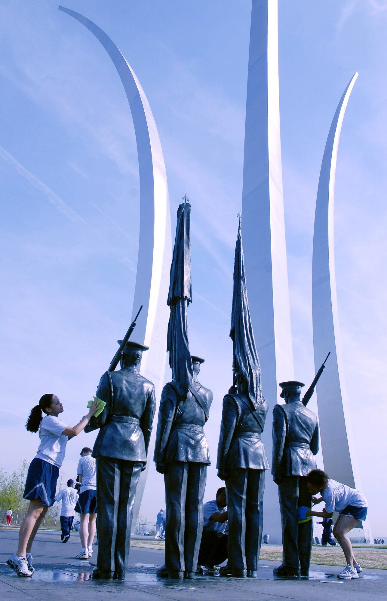 More than 50 volunteers from Air Force Sergeants Association Chapter 300 in Washington D.C. gathered on the grounds of the Air Force Memorial April 19 to help spruce up the site. Dedicated on Oct., 14, 2006, the memorial honors the service and sacrifice of the men and women of the United States Air Force and its predecessor organizations.  The wall bears the inscriptions of combat campaigns and expeditionary operations and contains the words of Air Force leaders that relate to the service's core values of Integrity First, Service Before Self and Excellence in All We Do. The memorial is located just outside the nation's capital in Arlington, Va., adjacent to Arlington National Cemetery and overlooking the Pentagon.  (U.S. Air Force photo/Senior Master Sgt. Matt Proietti)