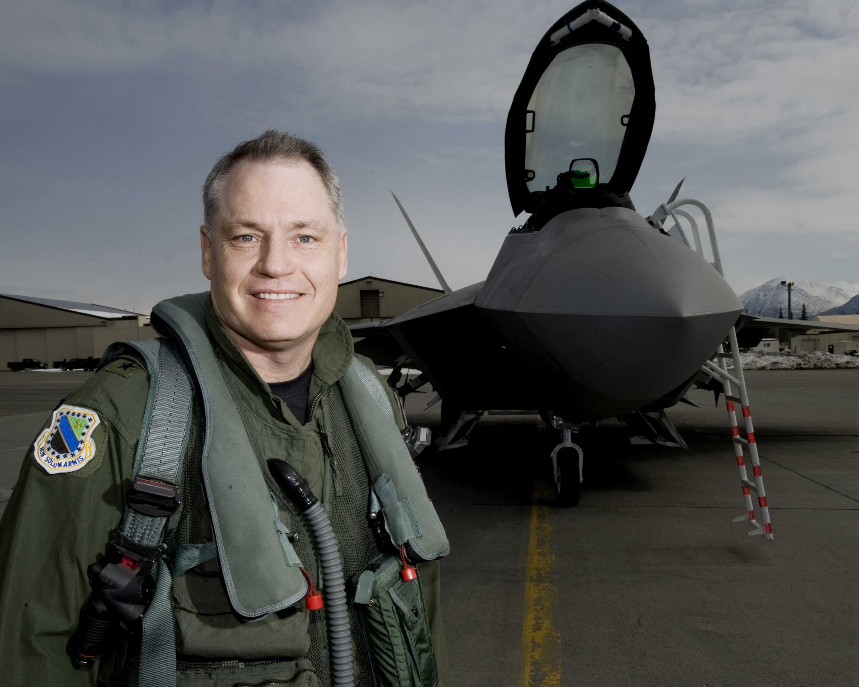 Elmendorf community mourns fallen commander > Air Force > Article Display