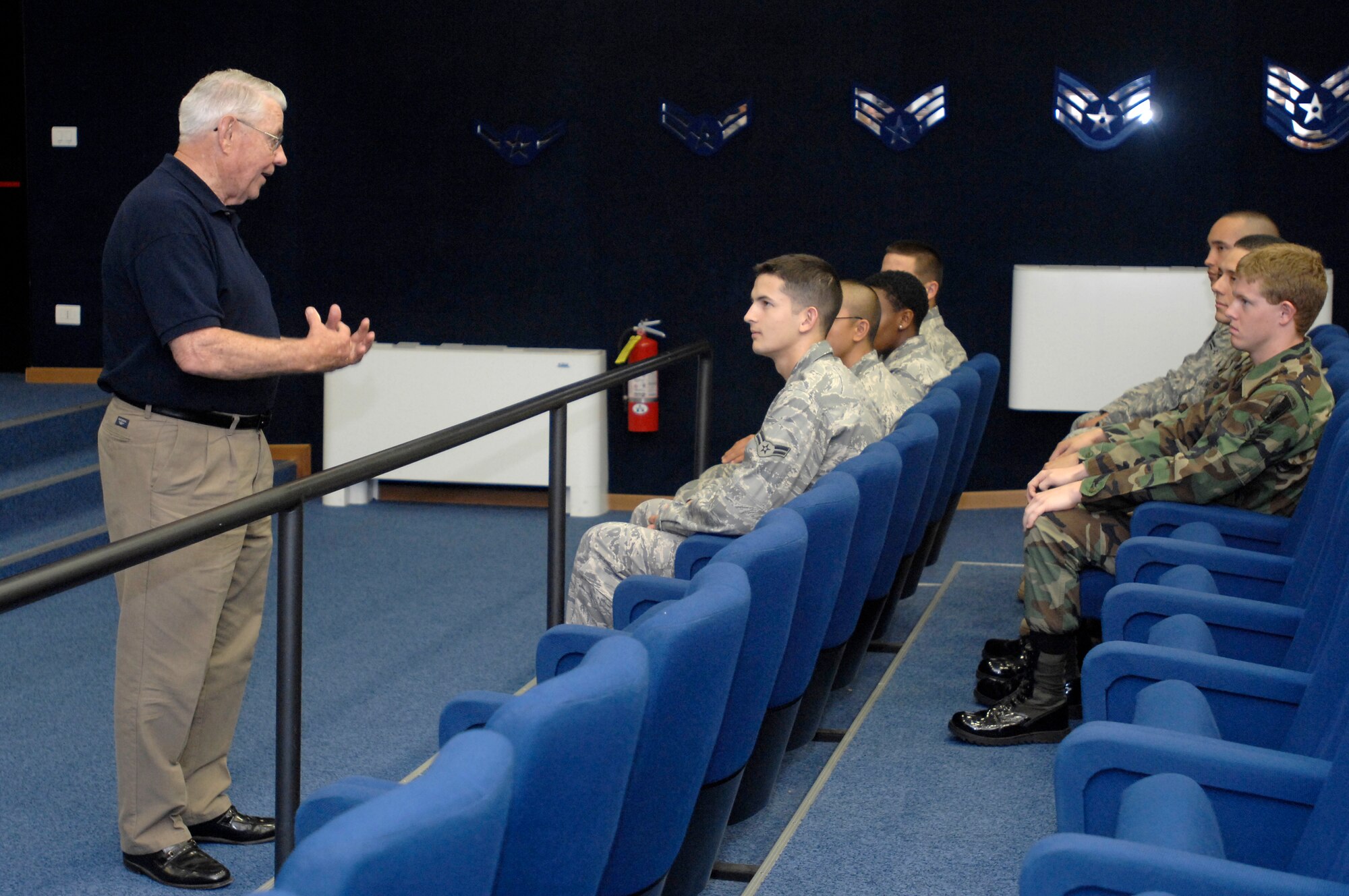 Fifth Chief Master Sergeant of the Air Force Robert Gaylor speaks with first term Airmen and their supervisors during the Aviano First Term Airmen Center graduation Aug. 1. (U.S. Air Force photo/Airman 1st Class Ashley M. Wood) 