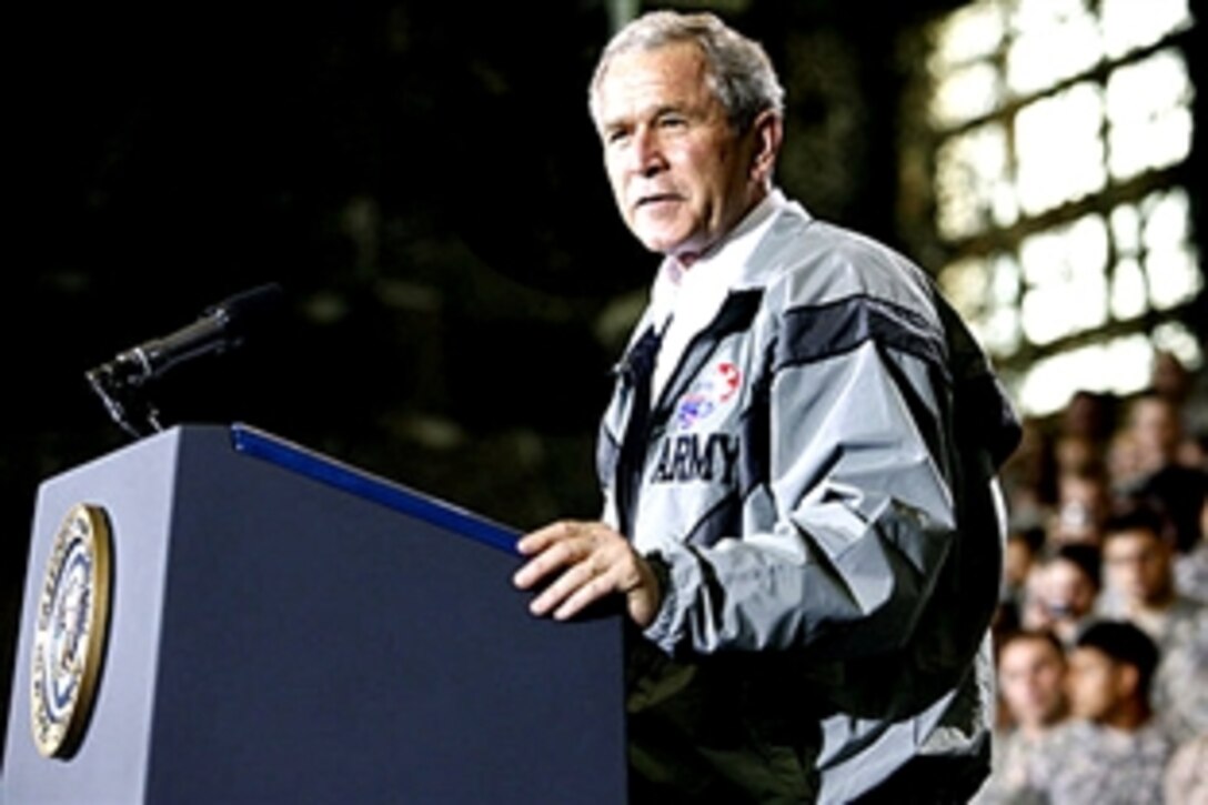 President George W. Bush delivers his remarks to U.S. Army military personnel stationed at the U.S. Army Garrison-Yongsan, Aug. 6, 2008, in Seoul, South Korea. 