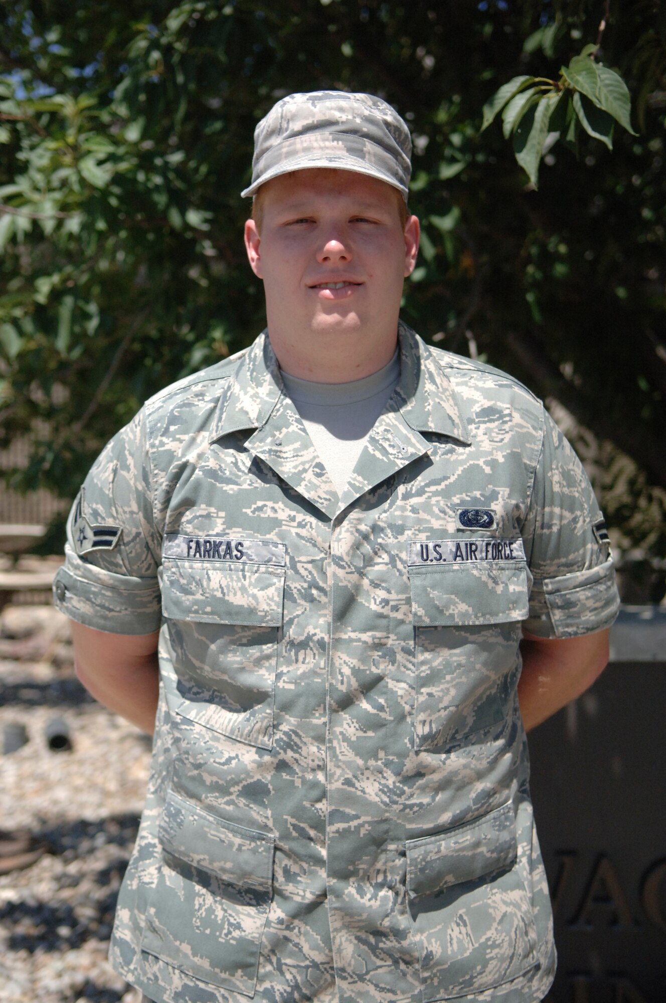MOUNTAIN HOME AIR FORCE BASE, Idaho - Airman 1st Class Shane Farkas works as a Food Service Apprentice for the 366th Services Squadron. (U.S. Air force photo/ Staff Sgt. Rodney D. Ivey) 