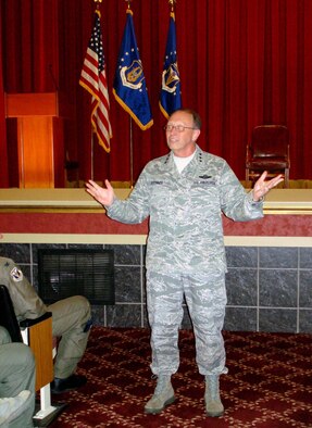 Lt. Gen. Charles E. Stenner Jr., conducts commander's call for members of Headquarters, Fourth Air Force during the Air Force Reserve commander's August 6, 2008 visit to March ARB, Calif.  (U.S. Air Force photo/MSgt. Linda E. Welz)
