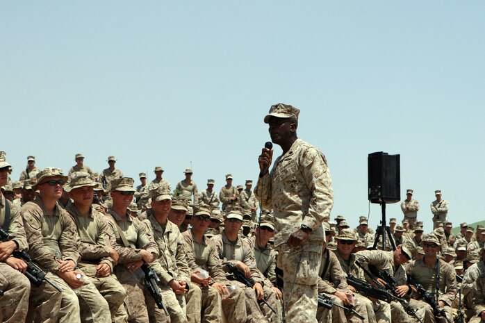 Sgt. Maj. Carlton W. Kent, Sergeant Major of the Marine Corps, speaks to a group of Marines during a trip to Camp Baharia and Camp Fallujah in Iraq Aug. 16.