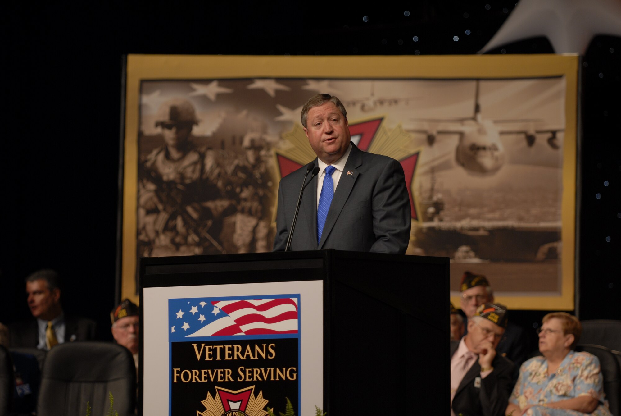 Acting Secretary of the Air Force Michael Donley speaks at the Veterans of Foreign Wars National Convention in Orlando on Aug. 18. (U.S. Air Force photo/Jim Laviska)  