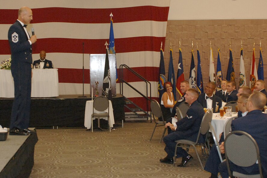 DYESS AIR FORCE BASE, Texas-- Command Chief Master Sgt. Stephen Sullens, Air Combat Command, command chief, intrigued the members of the mess during the annual Enlisted Dining Out at the Abilene Civic Center August 15. (U.S. Air Force photo/ Senior Airman Felicia Juenke)