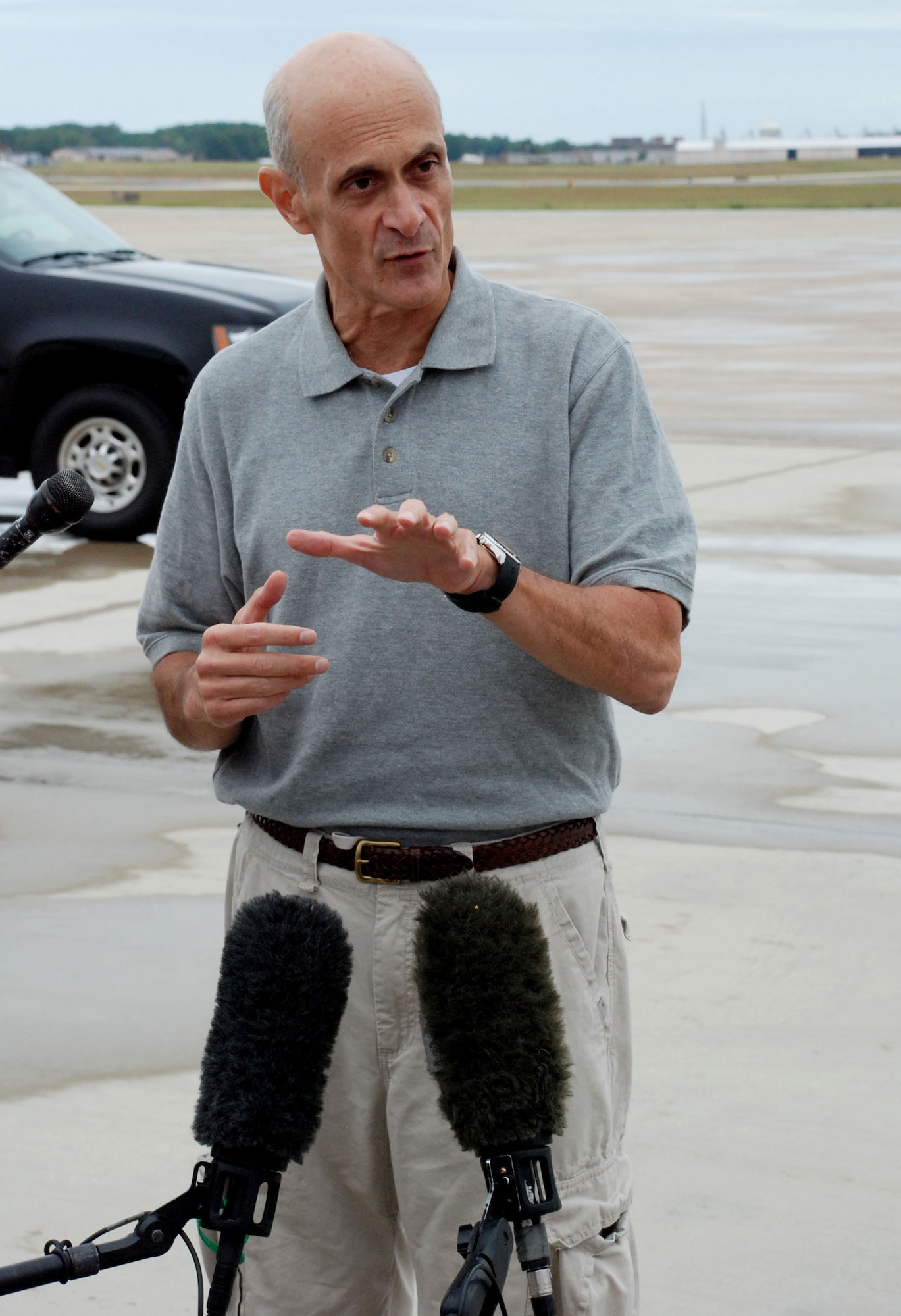 Department of Homeland Security Secretary Michael Chertoff issued a statement and fielded questions from reporters prior to departing Andrews AFB for Louisiana August 28. Secretary Chertoff, who briefed President Bush earlier in the day, will oversee preparations prior to Hurricane Gustav’s landfall and urged citizens residing in the Gulf of Mexico area to follow recommendations made by their government officials in regards to safety and evacuation procedures. (US Air Force/A1C Patrick McKenna)