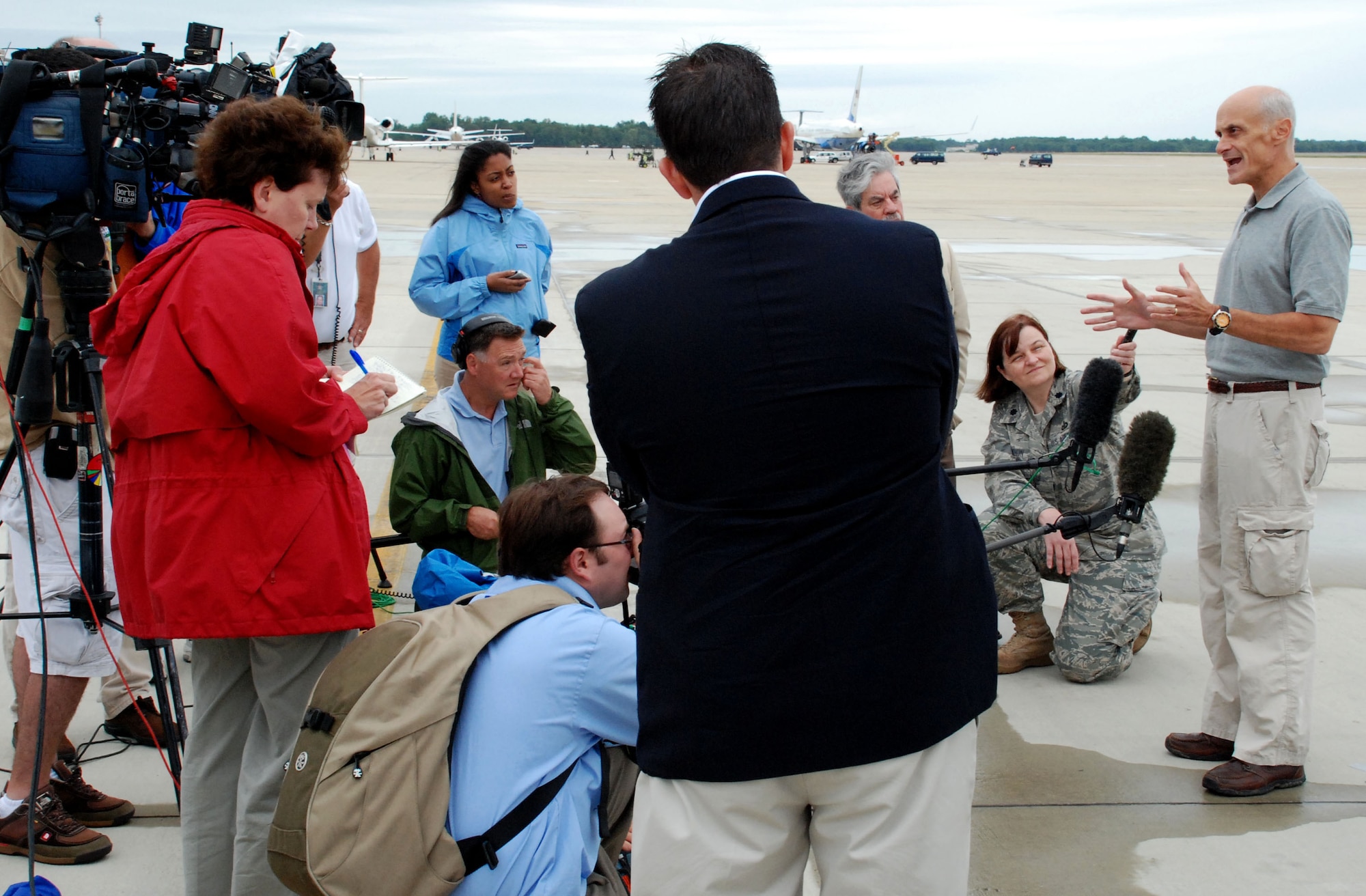Department of Homeland Security Secretary Michael Chertoff issued a statement and fielded questions from reporters prior to departing Andrews AFB for Louisiana August 28. Secretary Chertoff, who briefed President Bush earlier in the day, will oversee preparations prior to Hurricane Gustav’s landfall and urged citizens residing in the Gulf of Mexico area to follow recommendations made by their government officials in regards to safety and evacuation procedures. (US Air Force/A1C Patrick McKenna)