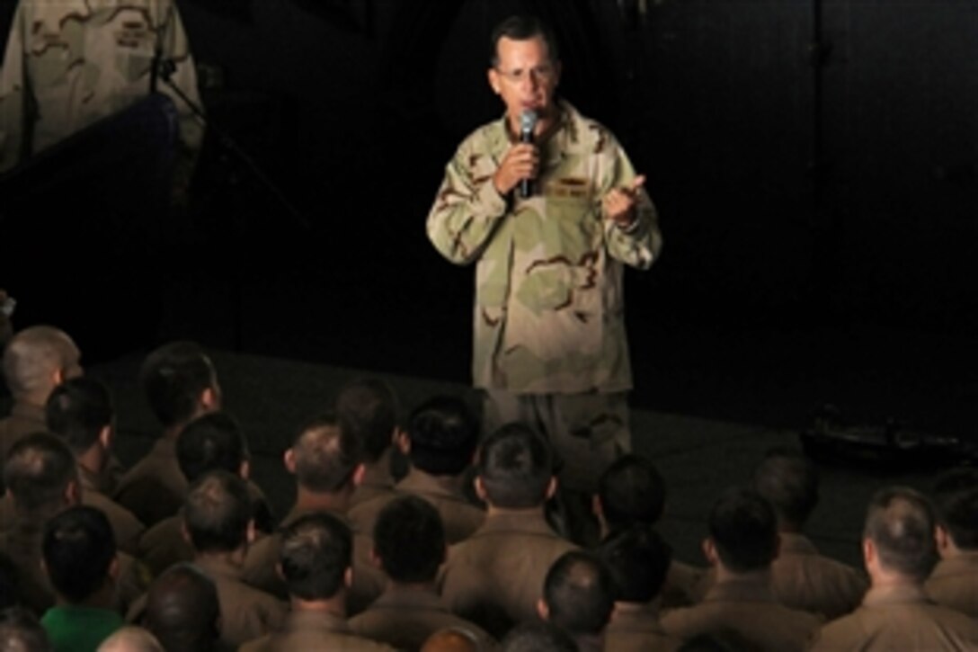 U.S. Navy Adm. Mike Mullen, chairman of the Joint Chiefs of Staff, speaks to sailors aboard the USS Abraham Lincoln, Aug. 27, 2008, during his visit to the ship to meet with U.S. Army Gen. David H. Petraeus, commander of Multinational Force Iraq, and Pakistani Gen. Ashfaq Parvez Kayani, army chief of staff.