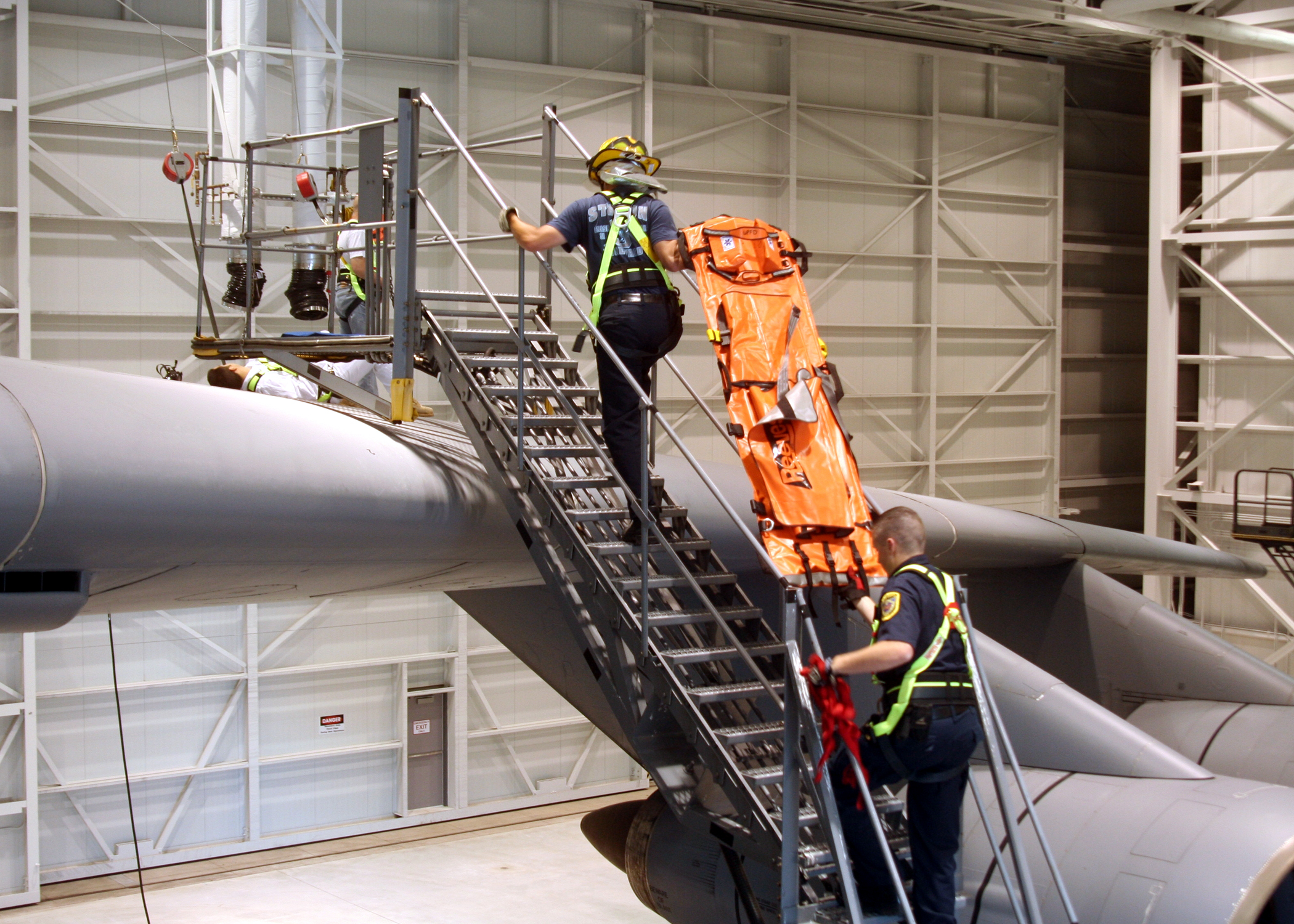 Confined Space Emergency Extraction exercise > 445th Airlift Wing