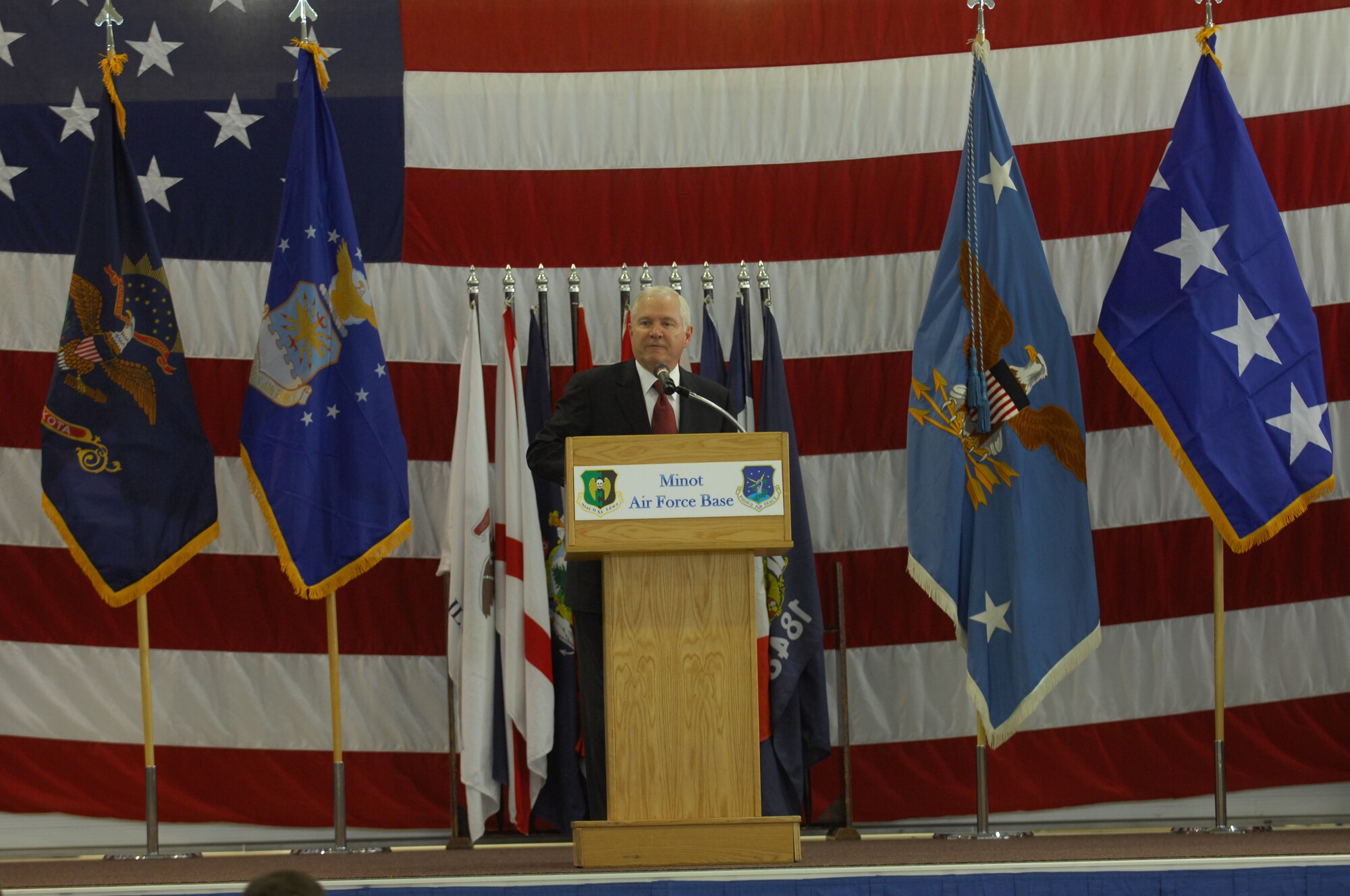 Secretary of Defense Robert M. Gates addresses Airmen at Minot AFB Dec. 1.