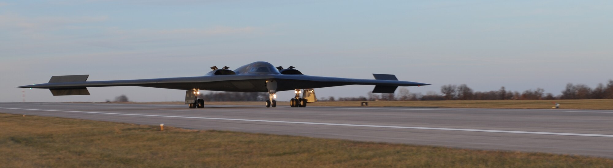 WHITEMAN AIR FORCE BASE, Mo. - Lt. Gen. Norman Seip, 12th Air Force commander, lands the B-2 Stealth Bomber, the Spirit of Indiana, during an incentive flight, Dec. 2. General  Seip visited Whiteman to tour the base's facilities, visit with  Airmen and to observe overall operations of the base. He is a command pilot with more than 4,500 flying hours primarly flying F-15E Eagles in support of operations Southern Watch, Northern Watch and Iraqi Freedom.(U.S. Air Force Photo/ Airman 1st Class Carlin Leslie)

