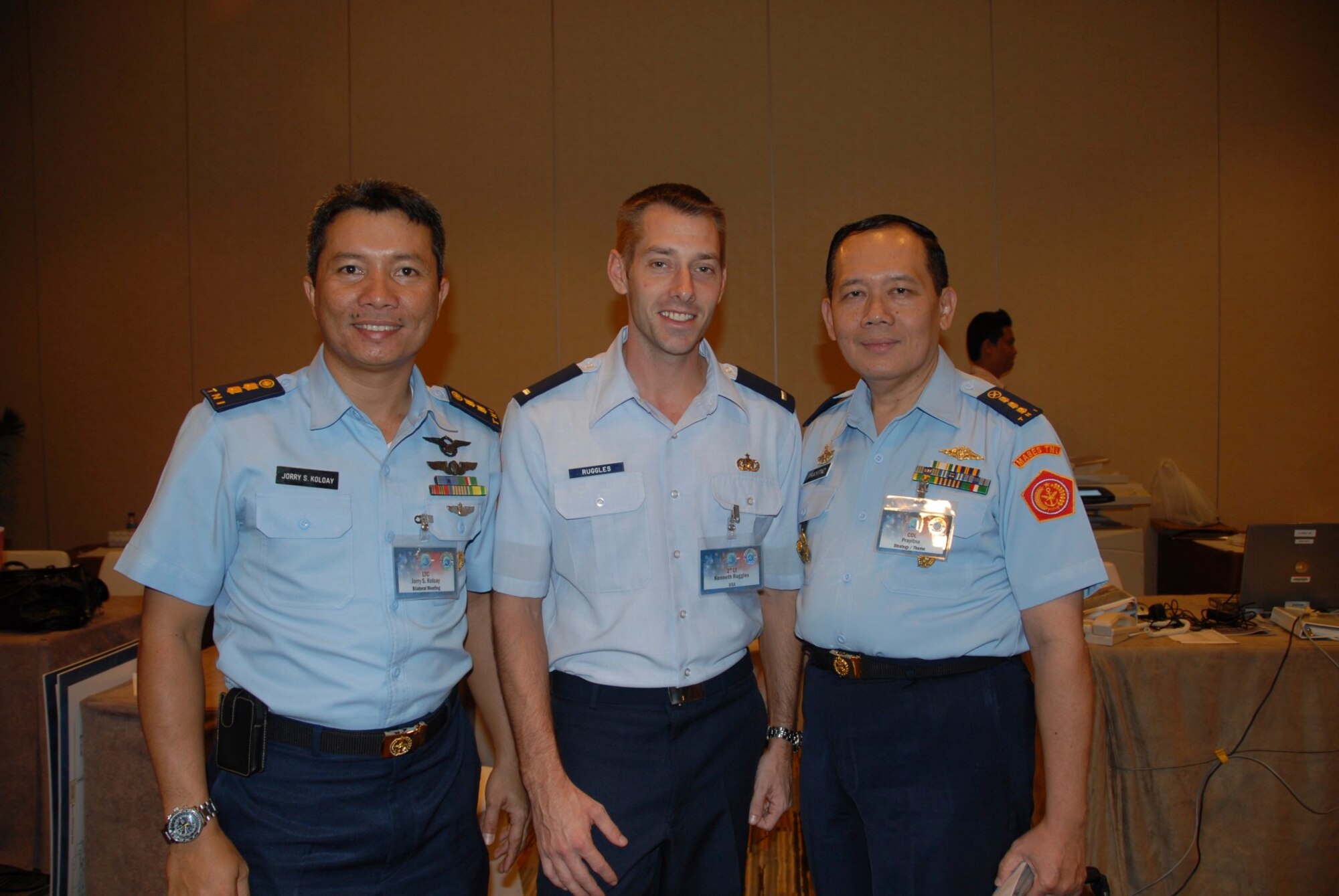 2nd Lt. Kenny Ruggles, a reservist with the 624th Regional Support Group, is shown with Lieutenant Kolonel Jorry S. Koloay and Kolonel Prayitno of the Tentara Nasional Indonesia, or Indonesian Defense Forces at the 2008 Chiefs of Defense Conference in Bali, Indonesia, Thursday, November 13.  All were members of the support team that made the CHOD conferene possible.  Indonesia co-hosted this year's CHOD conference, which is an annual gathering of the Joint Chiefs of Staff equivalents from Asia Pacific nations.  (U.S. Air Force photo/Staff Sgt. Jennie Chamberlin)
