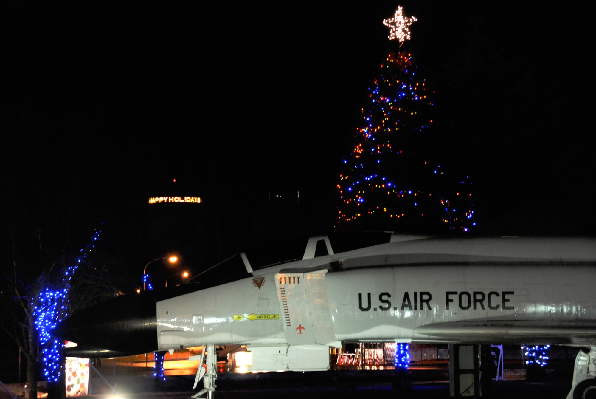 MISAWA AIR BASE, Japan -- One of the most anticipated events to begin the 2008 holiday season is the lighting of the Misawa Air Base Christmas tree which took place Dec. 5. The tree will be on every night through the new year. (U.S. Air Force photo by Senior Airman Laura R. McFarlane)
