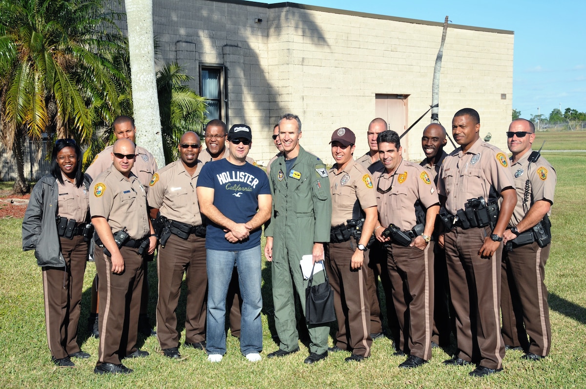 Police sergeant receives "ride of his life" > Homestead Air Reserve