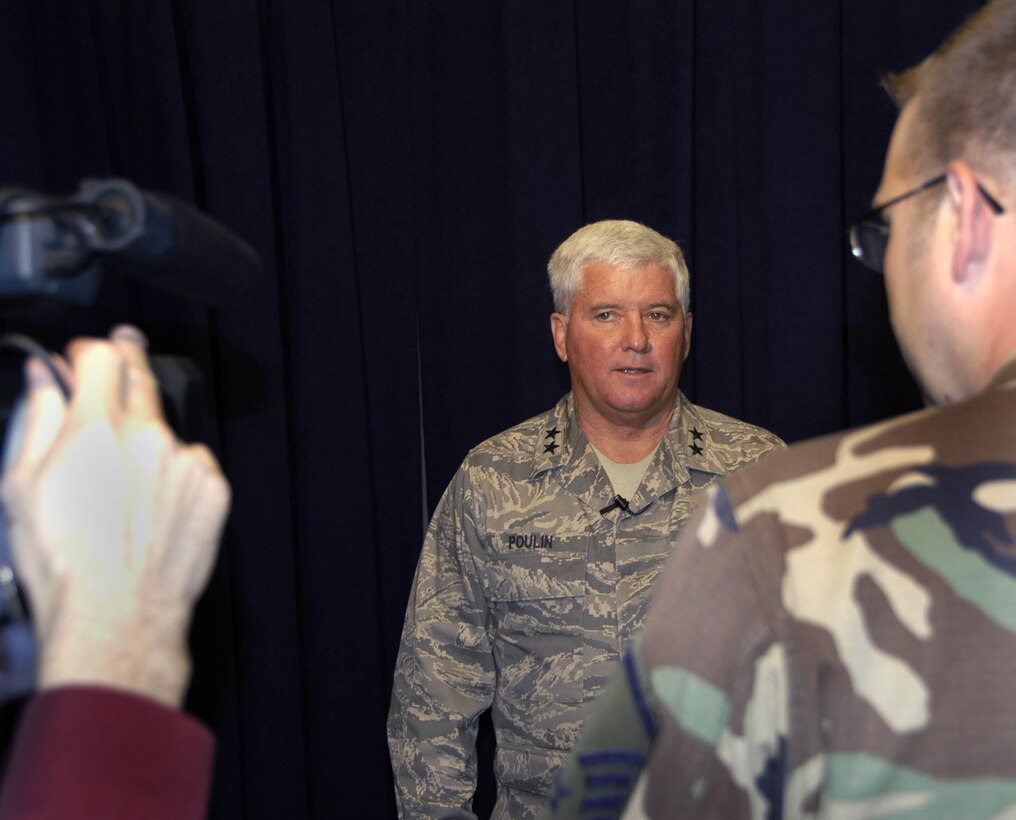 TYNDALL AIR FORCE BASE, Fla. - Maj. Gen. Allen Poulin, Air Force Reserve Command vice commander, discusses the commands’ roles and responsibilities during his visit with AFNORTH leadership Nov. 21.