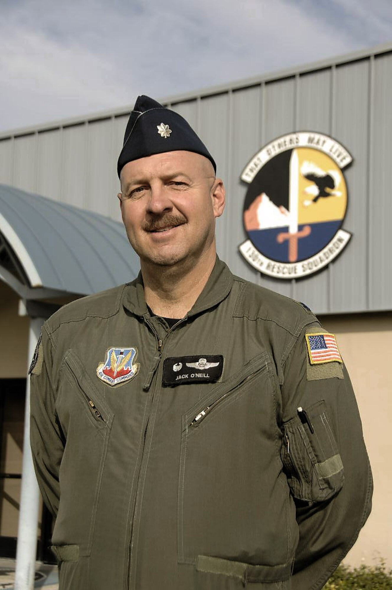 Lt. Col. Jack O'Neill witnessed a crash during his drive to the second day of the weekend drill at Moffett Federal Airfield, Calif., Dec. 7. Colonel O'Neill and a truck driver pulled four survivors from the scene. Colonel O'Neill is commander of the 130th Rescue Squadron. (U.S. Air Force photo/Master Sgt. Dan Kacir) 
