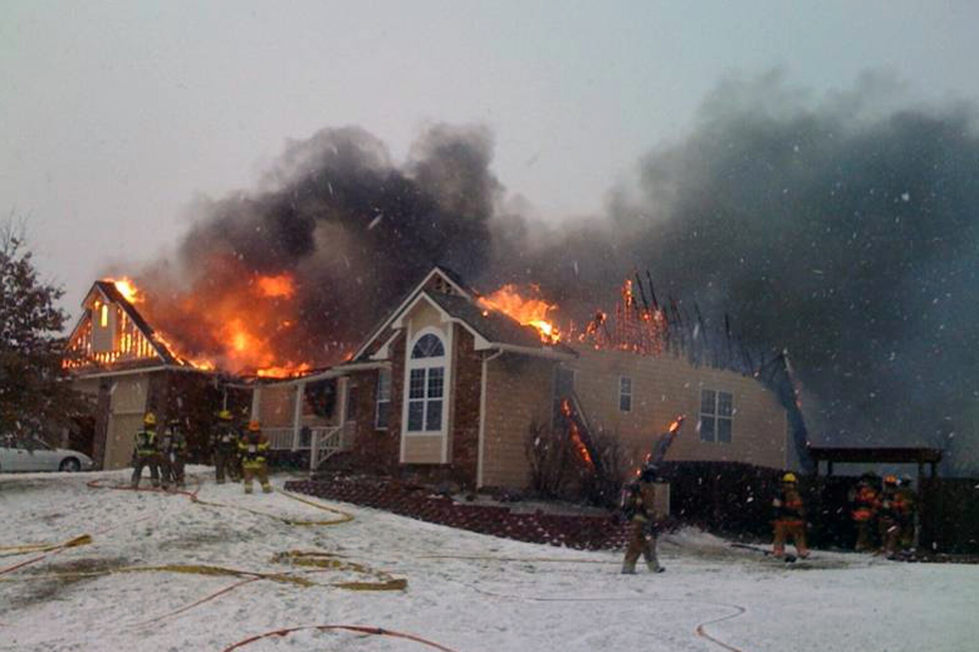 McConnell fire department members joined crews from Sedgwick County, the City of Wichita, Derby, and Rose Hill fire departments to help extinguish a fire off-base in the Wichita community. (photo by Randal Cunningham, 22nd Civil Engineer Assistant Fire Chief)