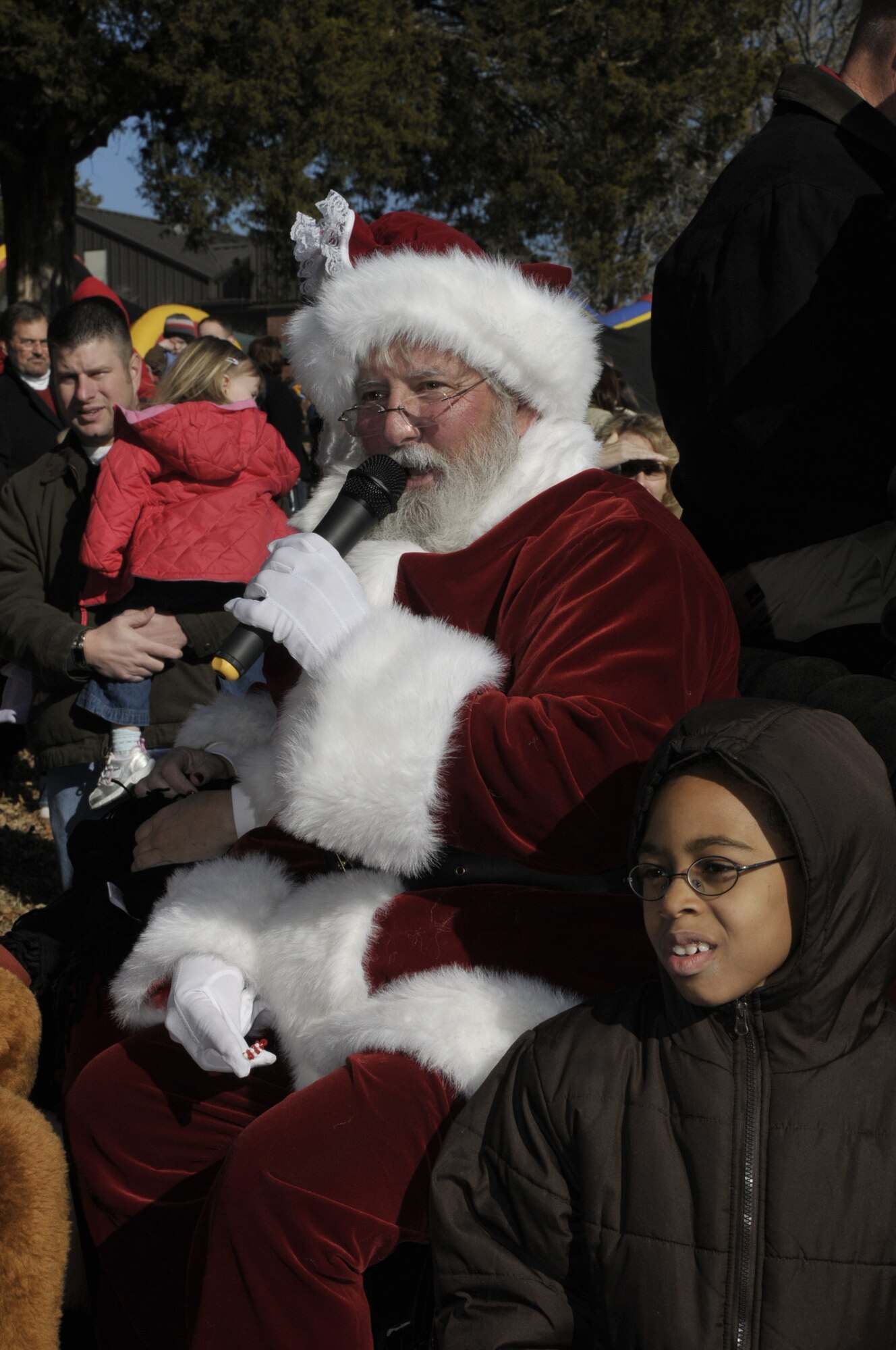 Santa makes his way to the Arnold Lakeside Club to host the annual Children’s Christmas Party Dec. 7. (Photo by Rick Goodfriend)
