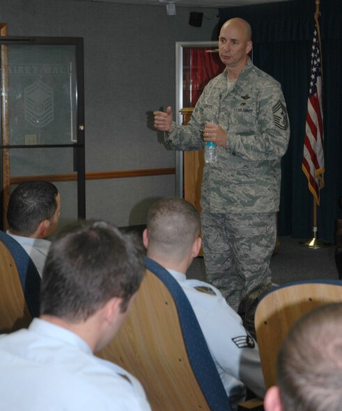 Chief Master Sgt. Mark Luzader, Air Education and Training Command Command Chief Master Sergeant, speaks to students at Tyndall Air Force Base Airmen Leadership School Jan. 28. Chief Luzader's visit gave him the oppurtunity to speak directly with Team Tyndall. (U.S. Air Force photo by Airman 1st Class Veronica McMahon) 
