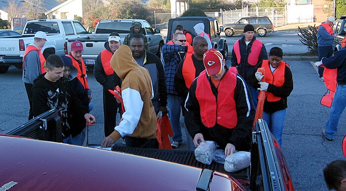 On Feb. 2, more than 30 Airmen and family members from the Air Force Sergeants Association and the Charleston AFB Top 3 participated in the first Team Charleston "Adopt-A-Highway" program this year. More than 70 trash bags were collected totaling more than 1,000 pounds. Last year the AFSA and the Top 3 "Adopt-A-Highway" program had more than 200 volunteers in the Charleston area. They collected more than 75,000 pounds of trash in 2007. (U.S. Air Force photo / Master Sgt. David Stinard)
