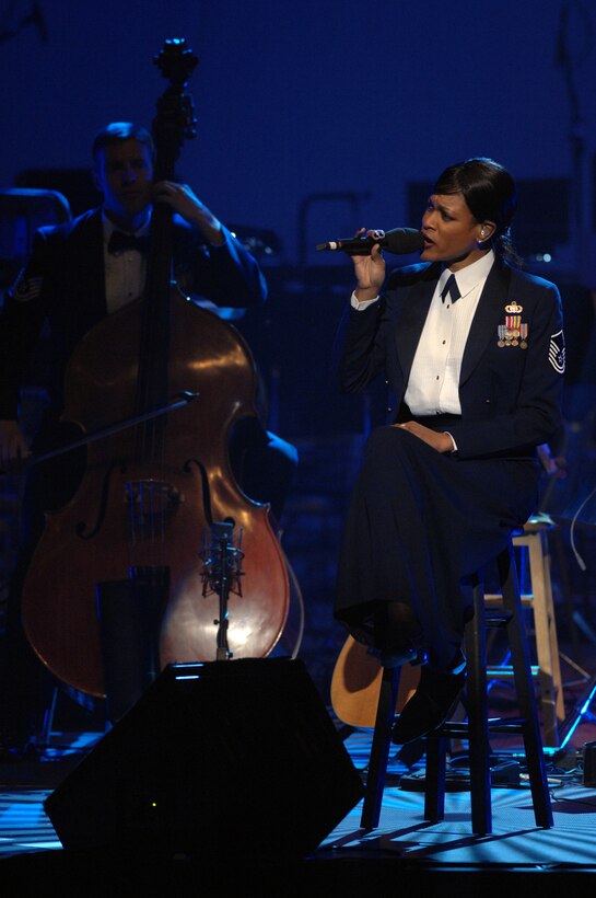 Master Sgt. Shani Prewitt, U.S. Air Force Band, sings during a performance at the Daughters of the American Revolution Constitution Hall in Washington Feb. 10. Sergeant Prewitt is a member of Silver Wings, the Band's country music component. The Band performed with the country music legend Restless Heart as part of its 2008 Guest Artist Series, which runs through March 2. (U.S Air Force photo by Senior Airman Tim Chacon)