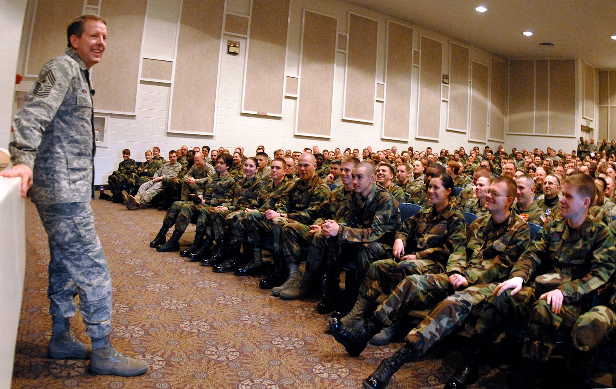 Chief Master Sgt. of the Air Force Rodney McKinley discusses the future of the Air Force with Team Pete members, to include issues such as troop education, the GI bill and the possibilities of transferring GI benefits to family and children. The Chief also emphasized the the Air Force's top three priorities, including winning the Global War on Terror, taking care of Airmen and their families and recapitalizing the Air Force's aging fleet. (U.S. Air Force photo/Rob Bussard)  