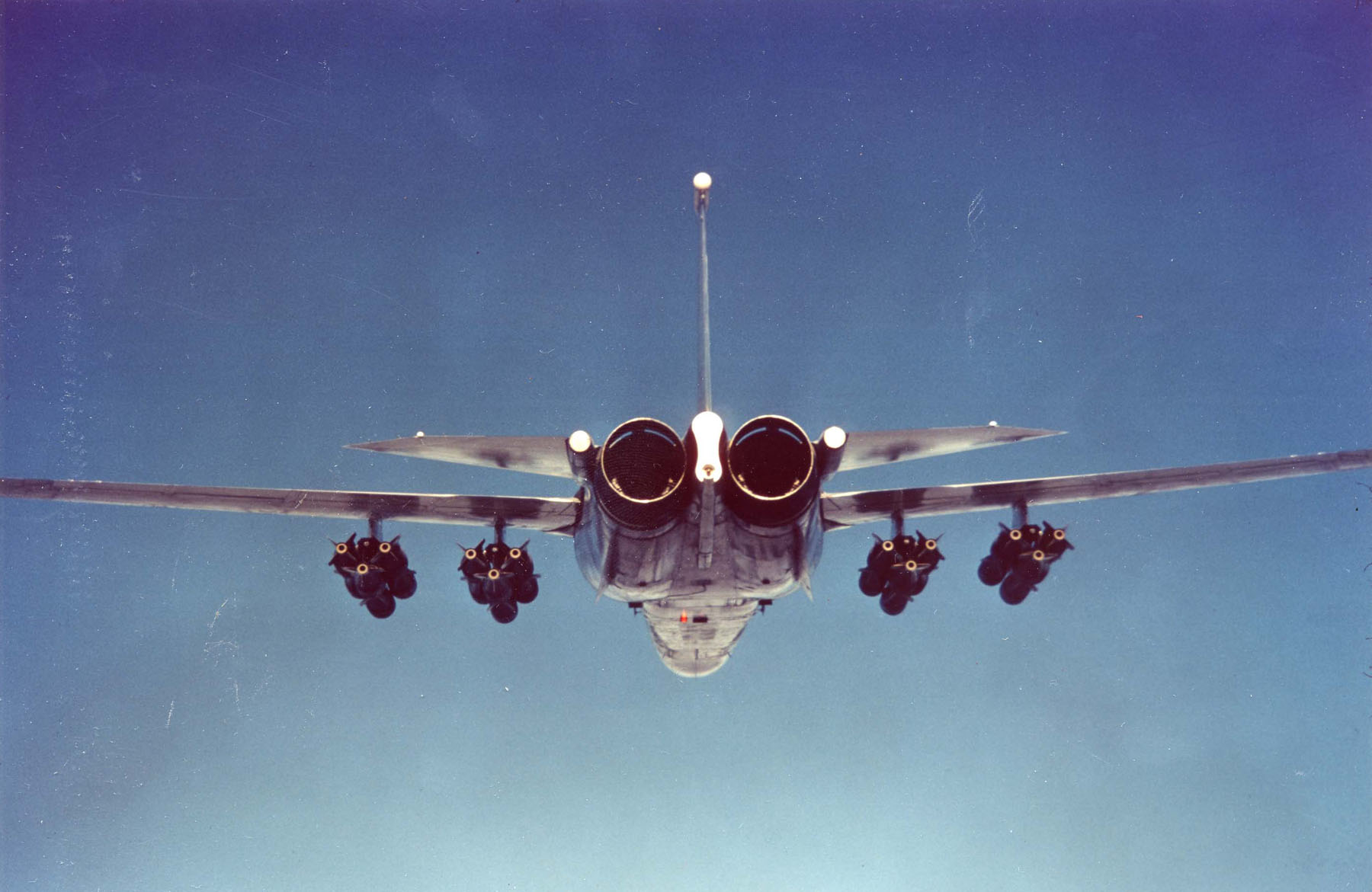 Бмв f 11