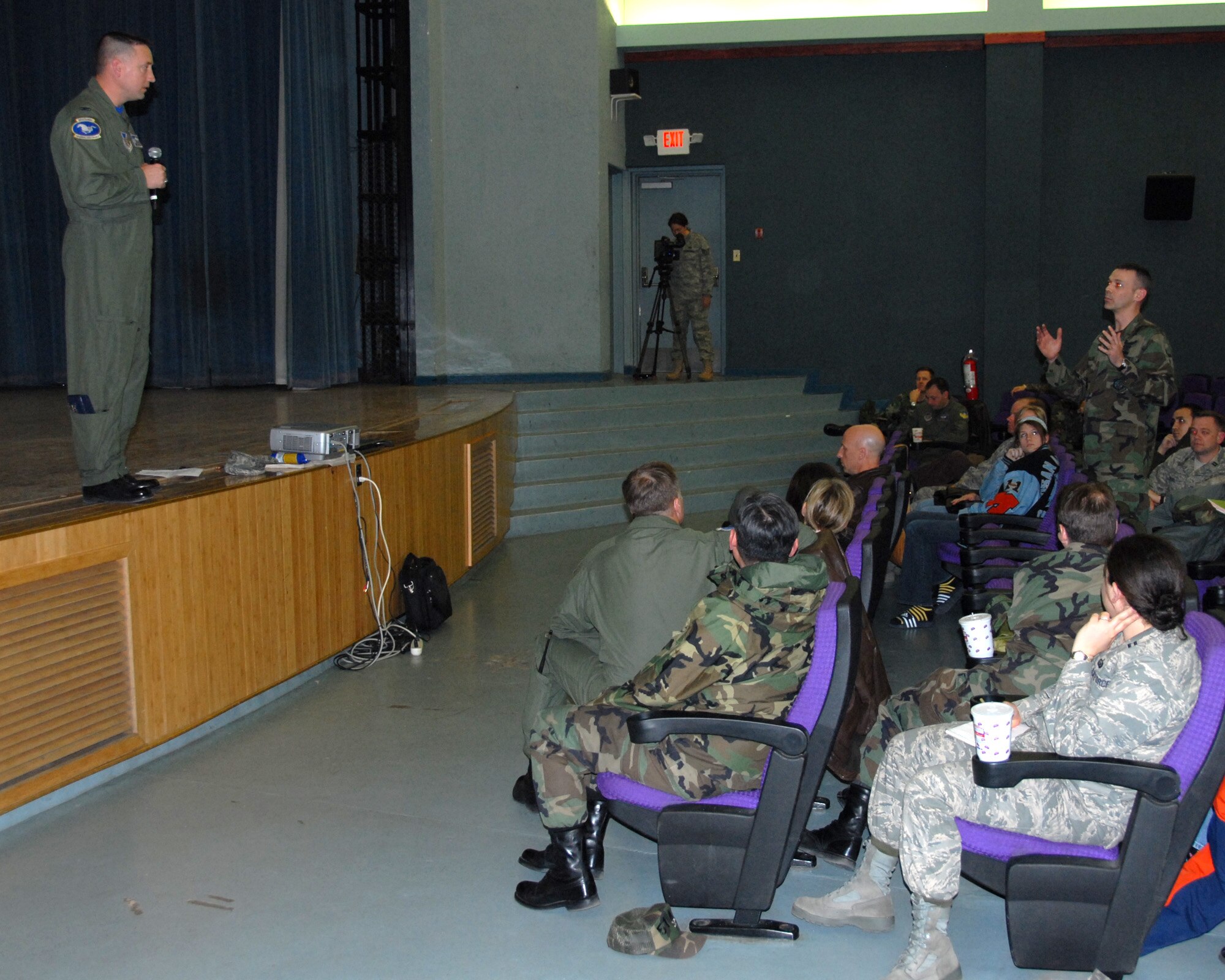 OSAN AIR BASE, Republic of Korea -- Col. Jon Norman, 51st Fighter Wing commander, answers questions during a Town Hall meeting with Osan Air Base residents at the base theater Feb. 15.  (U.S. Air Force photo/Senior Master Sgt. Marvin Krause)