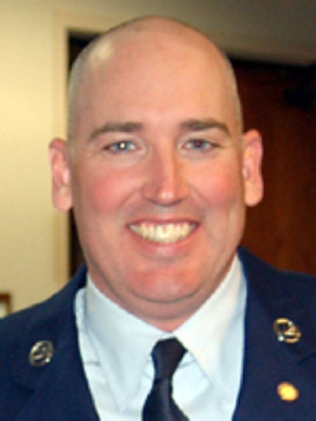 Master Sgt. Jeffery Pittman of the 361st Training Squadron, a key organizer of Sheppard's $350,000  Combined Federal Campaign for 2007, was named the North Texas Area United Way Volunteer of the Year Feb. 13. (U.S. Air Force photo)