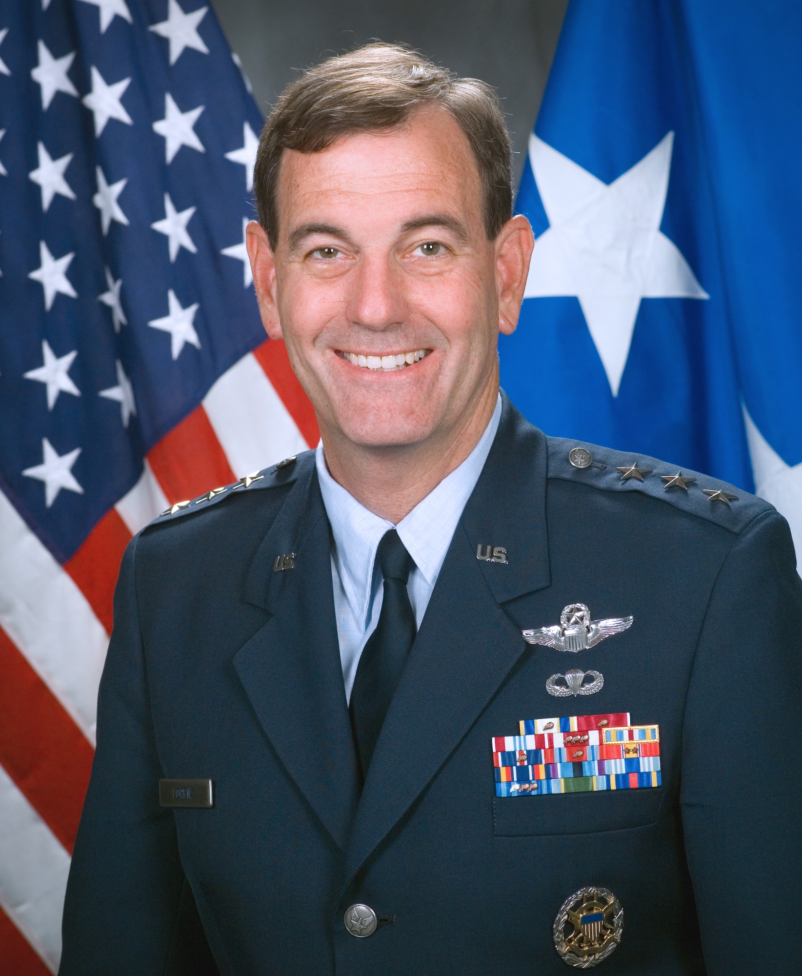 President George W. Bush nominated Lt. Gen. Stephen R. Lorenz, Air University commander at Maxwell AFB, Ala., for his fourth star and to succeed General William R. Looney III as Air Education and Training Command commander. General Looney is scheduled to retire after leading AETC since June 2005.  (U.S. Air Force photo)
