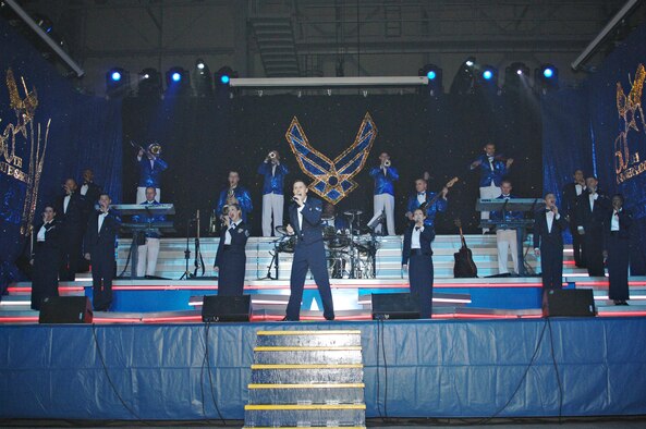Tops in Blue performs their final song for Misawa Air Base, Japan, Dec. 29, 2007. Tops in Blue is on tour performing "The Fly-By", a musical tribute to 60 years of proud Air Force History.