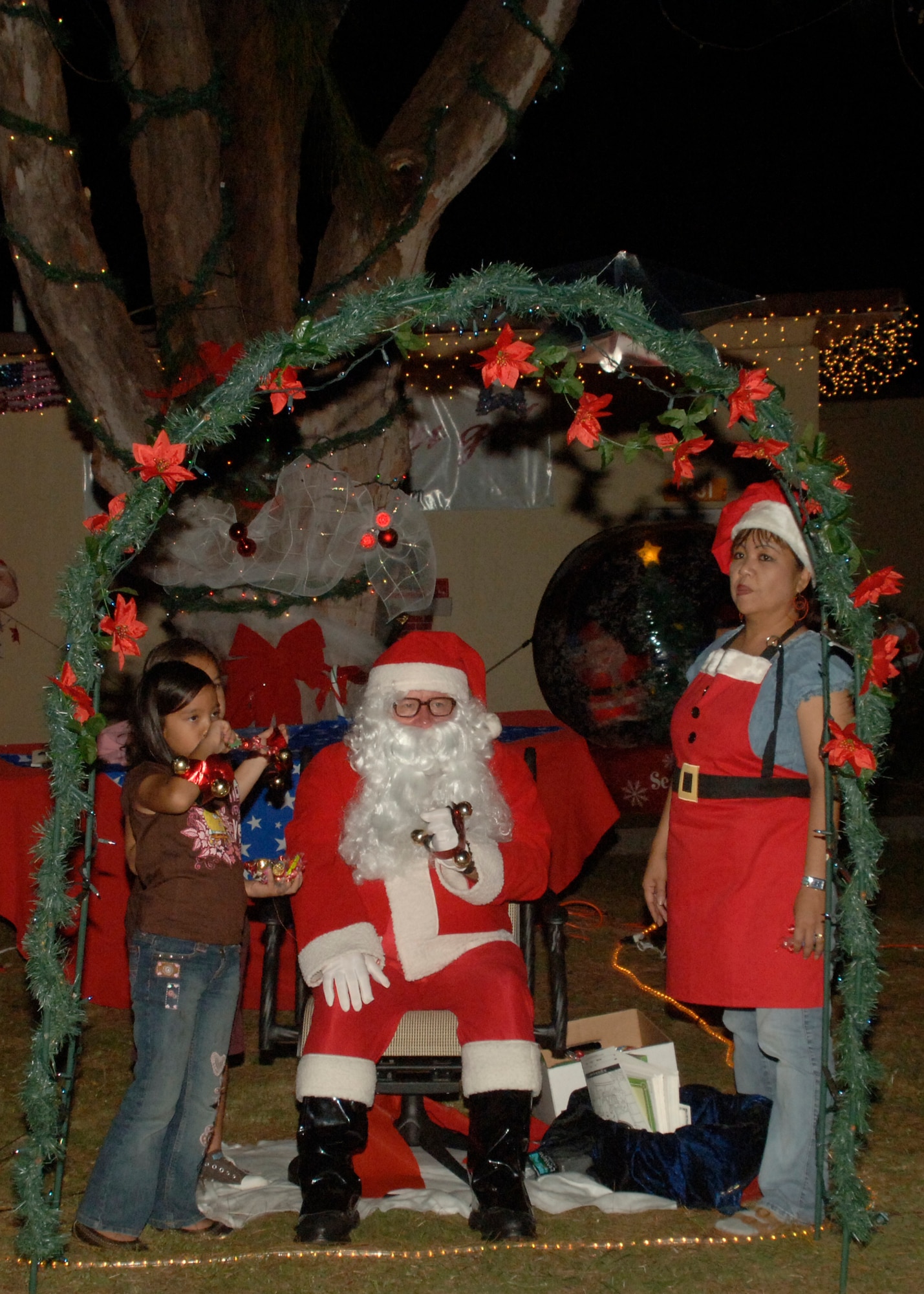 Santa and his helpers prepare for their meet and greet with children during the annual Rota Walk Dec. 22, 2007. (U.S. Air Force photo/Airman 1st Class Zachary Hunter)