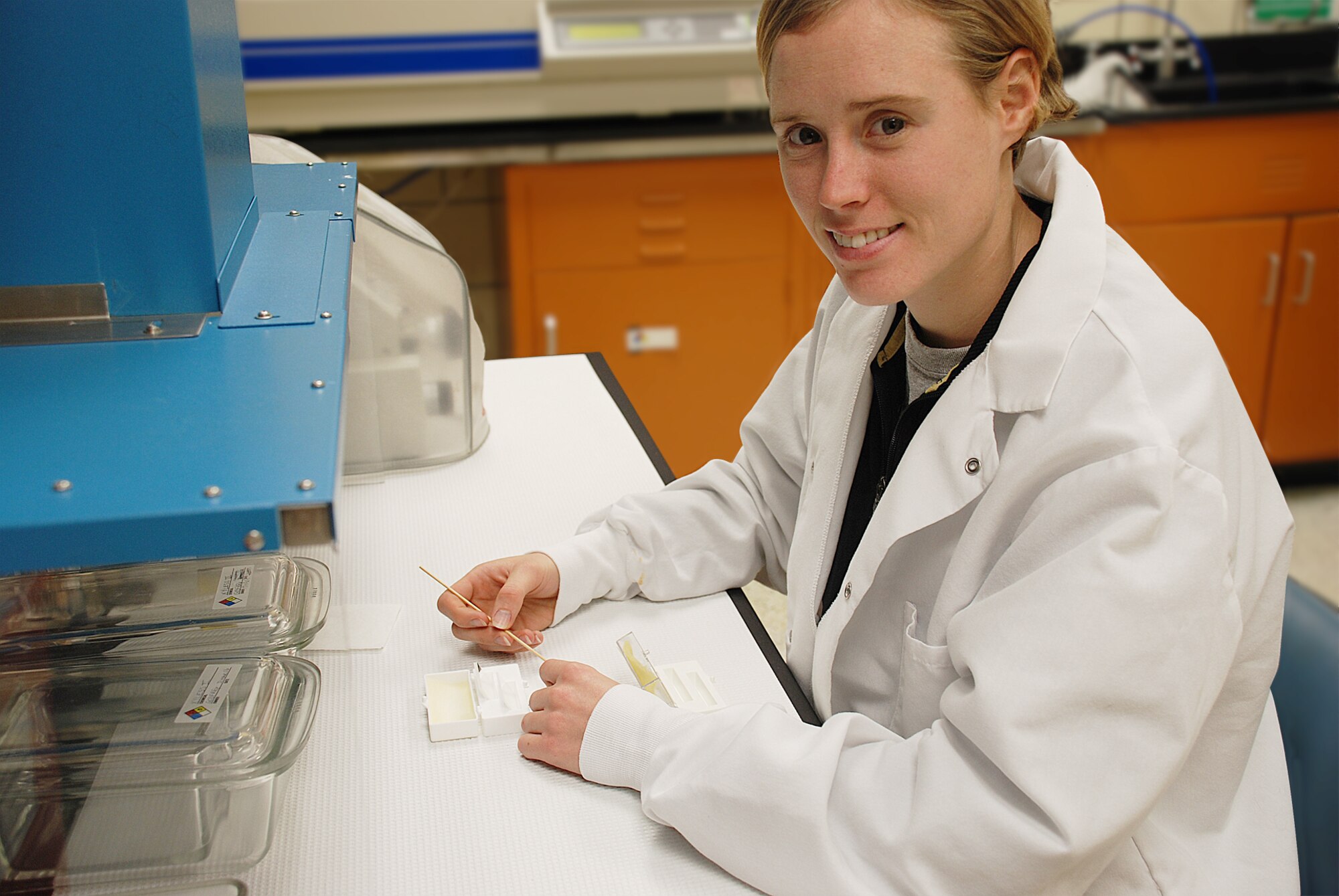 Shauna Stapleton, an Air Force Research Laboratory technician and entomology student at Purdue University, has been named to ESPN The Magazine's Academic All-America Women's Soccer Team for 2007.