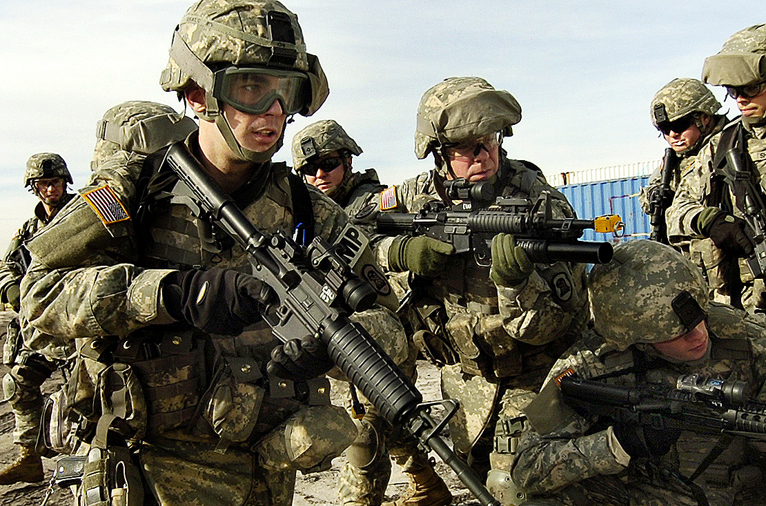 Soldiers of the 186th Military Police Company, Iowa Army National Guard