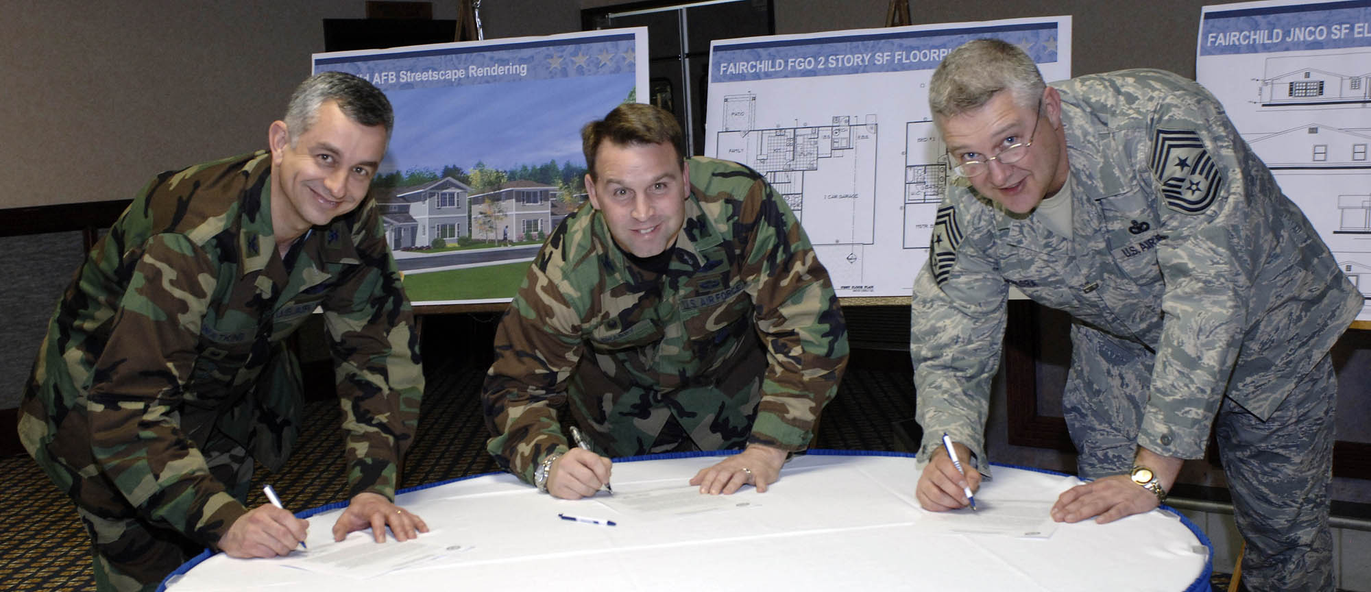 Town Hall Meeting covers housing privatization > Fairchild Air Force