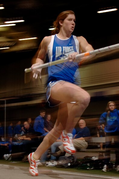 U.S. Air Force Academy Falcon sophomore Melissa Beerse speeds down the runway in the women's pole vault competition during the Air Force All-Comers Meet held Jan. 13 in the Cadet Field House at Colorado Springs, Colo. Beerse won the event, clearing a height of 12 feet 5 1/2 inches. That height matches the Academy record, which she set one week earlier. (U.S. Air Force photo/Mike Kaplan)
