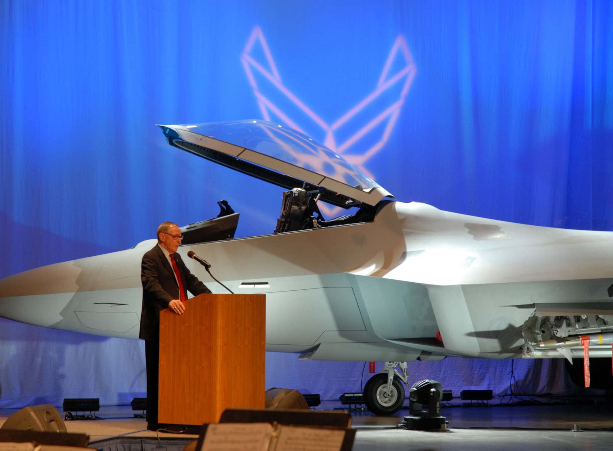 DAYTON, Ohio (1/17/08) - National Museum of the U.S. Air Force Director, Maj. Gen. (Ret.) Charles D. Metcalf, addresses the crowd during the F-22A Raptor exhibit opening ceremony at the National Museum of the U.S. Air Force. (U.S. Air Force photo) 