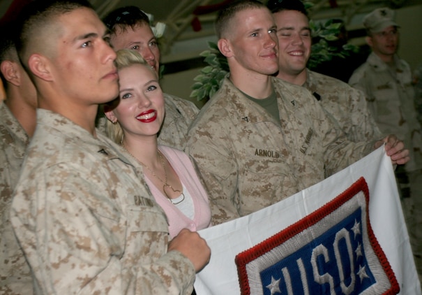 Scarlett Johansson boosts morale in Kuwait > 11th Marine ...