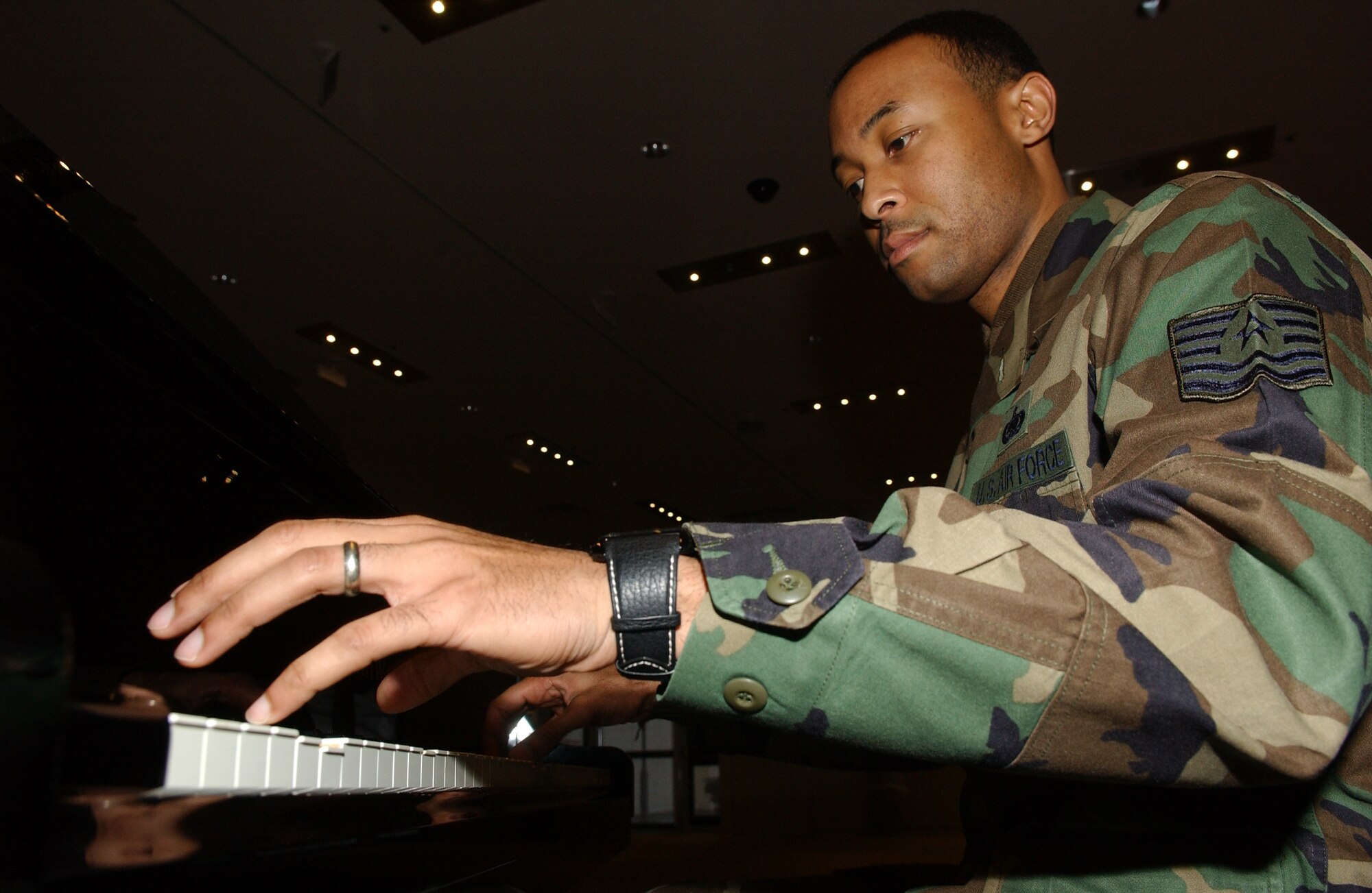 MISAWA AIR BASE, Japan -- Tech. Sgt. Lamon Mabron, 35th Logistics Readiness Squadron, performs a jazz piece on the piano in the Mokuteki Community Center Jan. 18. Sergeant Mabron was selected for Tops in Blue as a keyboardist and will begin his tour with them in February. (U.S. Air Force photo by Senior Airman Robert Barnett)