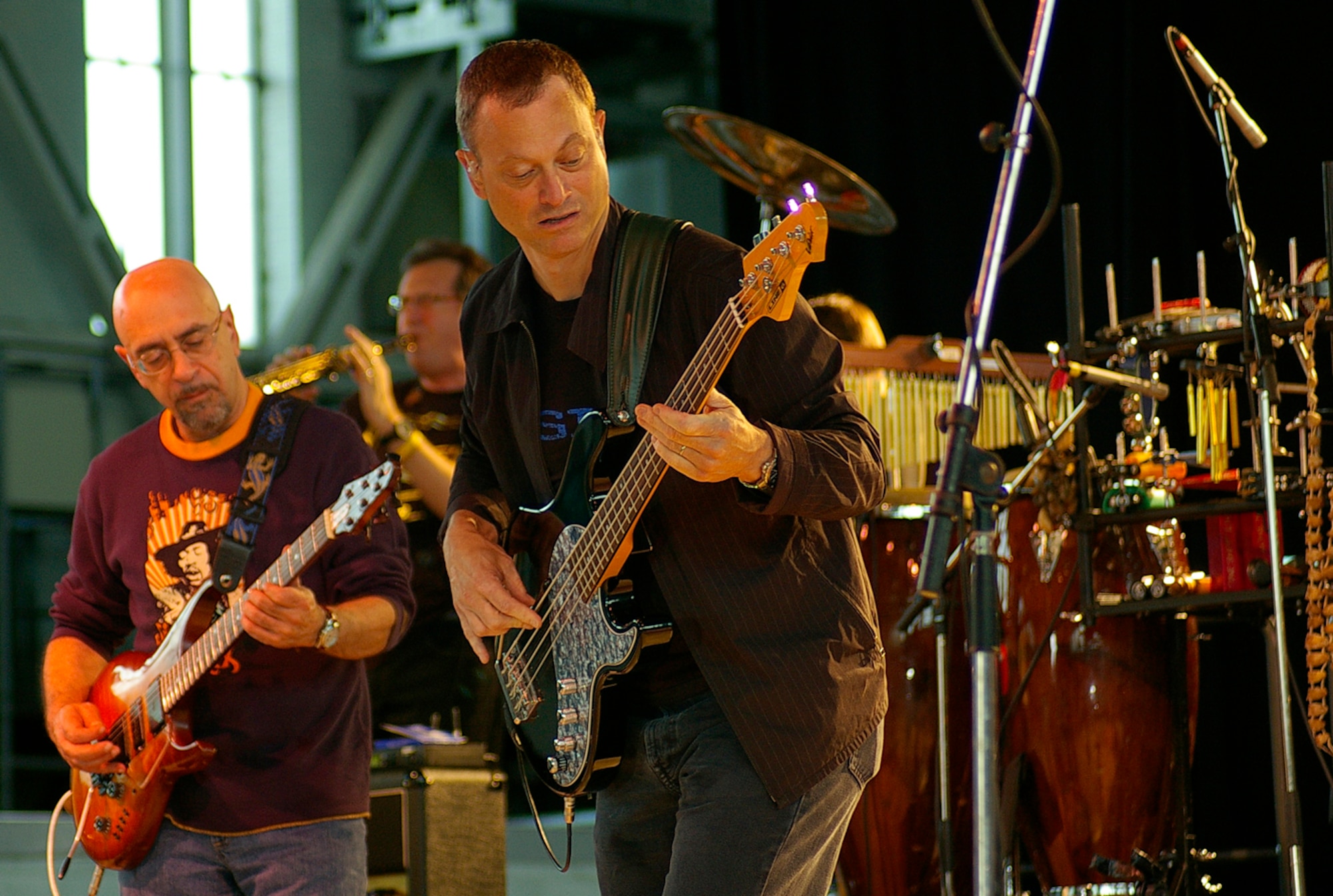 Gary Sinise, Lt. Dan Band entertain Airmen at RAF Mildenhall > U.S. Air ...