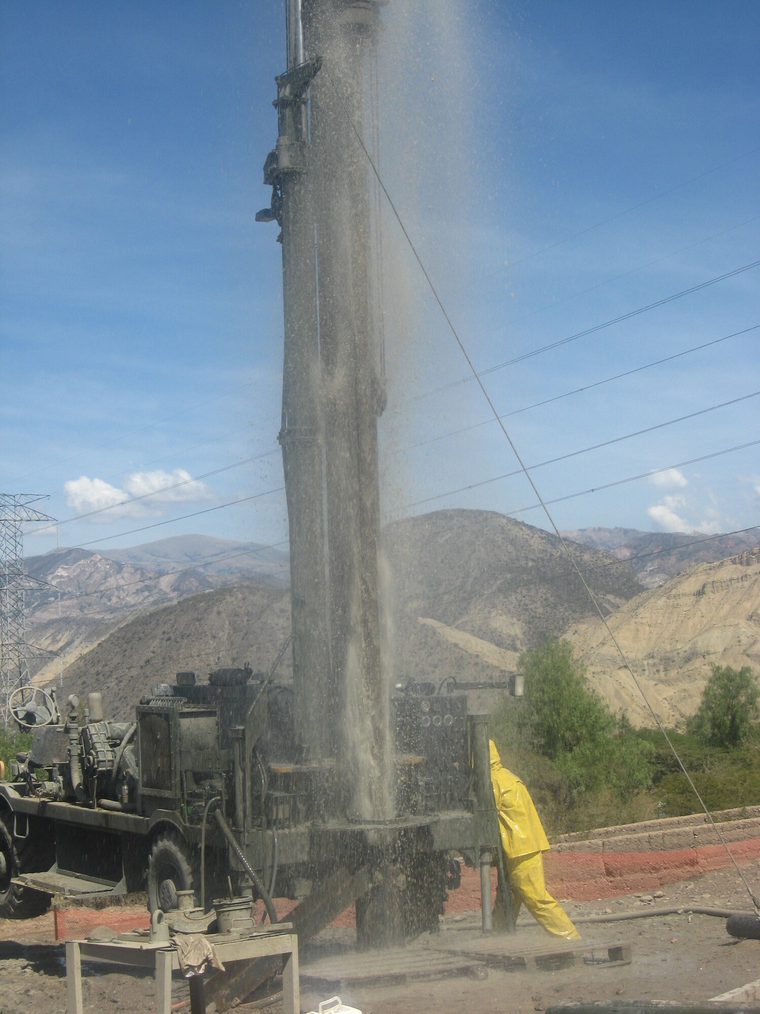 U.S. Navy Seabees, construction mechanics deployed from Gulfport, Miss., “blow the hole” during the creation of a well in Huanta, Peru, June 6, in support of New Horizons Peru 2008, a humanitarian event that benefits underprivileged Peruvians. U.S. Air Force, Army, Marines, and Navy servicemembers came together for this effort to build new schools, clinics, and water wells which will accommodate nearly 5,200 Peruvians. (U.S. Navy photo/ Chief Petty Officer Matthew Turner)