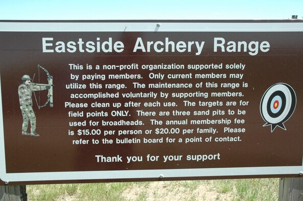 The sign at the entrance to the archrey range explains the rules of the club. (U.S. Air Force photo/Airman 1st Class Dillon White)