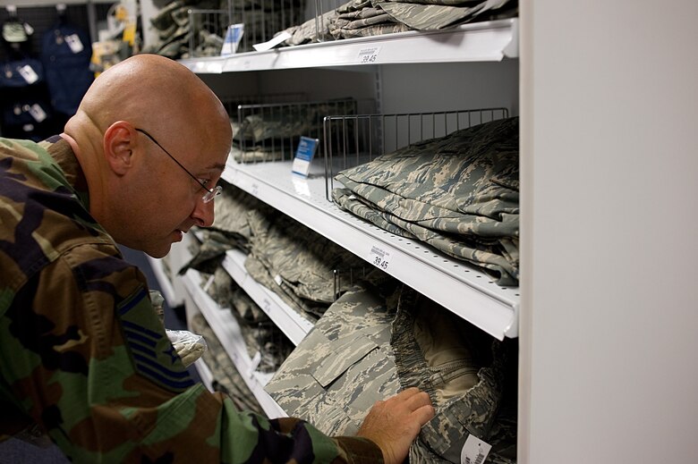 Clothing Sales Relocates Joint Base Langley Eustis Article Display