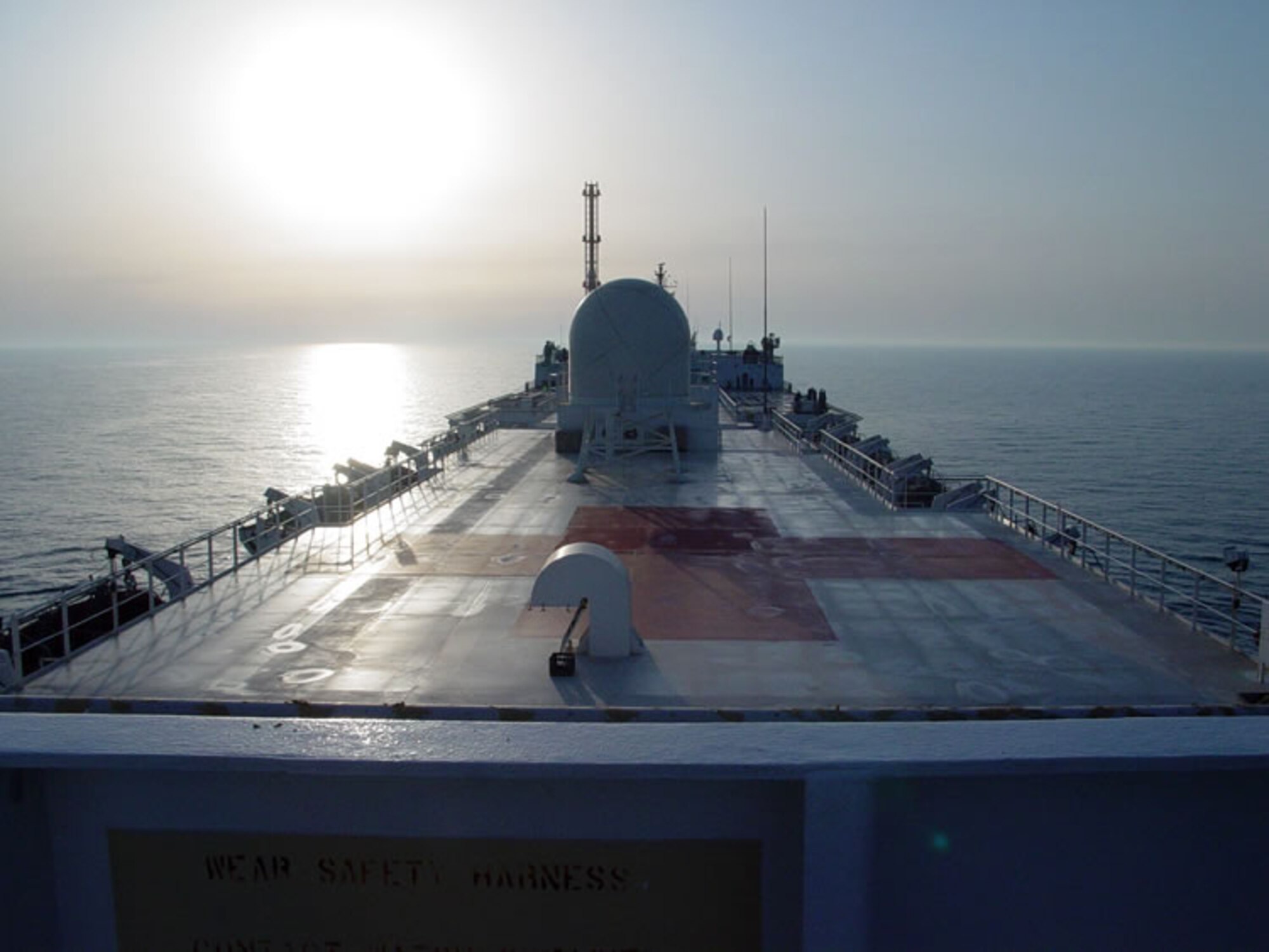 512th Memorial Affairs Squadron members took to the seas aboard the U.S. Navy Ship Comfort to participate in the Army Reserve exercise Global Medic 2008, which simulated medical treatment operations in Operation Enduring Freedom. The 512th MAS is an Air Force Reserve unit at Dover Air Force Base, Del. (U.S. Navy photo)