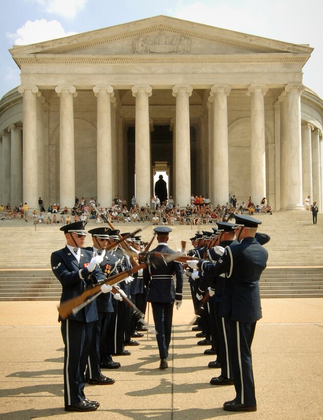 The U.S. Honor Guard Drill Team performs at the Jefferson Memorial in Washington D.C. July 8 during its Summer Drill Series. The team will perform around the National Capitol Region until July 29.  (U.S Air Force photo/Senior Airman Alexandre Montes)