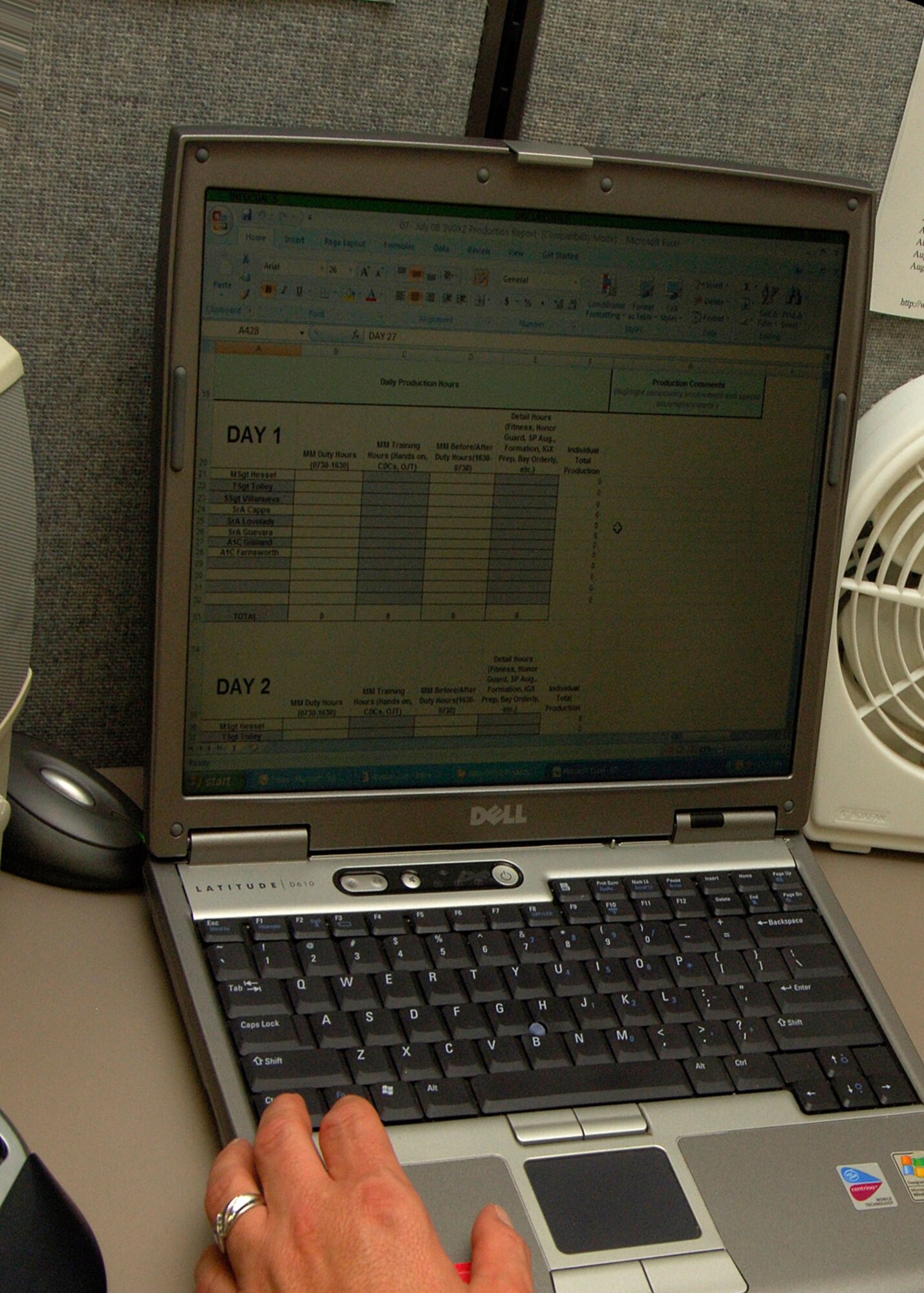 SCOTT AIR FORCE BASE, Ill. --There are many ways you to conserve energy. One of the many ways is buying a laptop over a desktop computer. Laptops use half of the energy that desktops use plugged in and one percent of the energy when running on batteries.
(US Air Force photo/Airman 1st Class Wesley Farnsworth)
