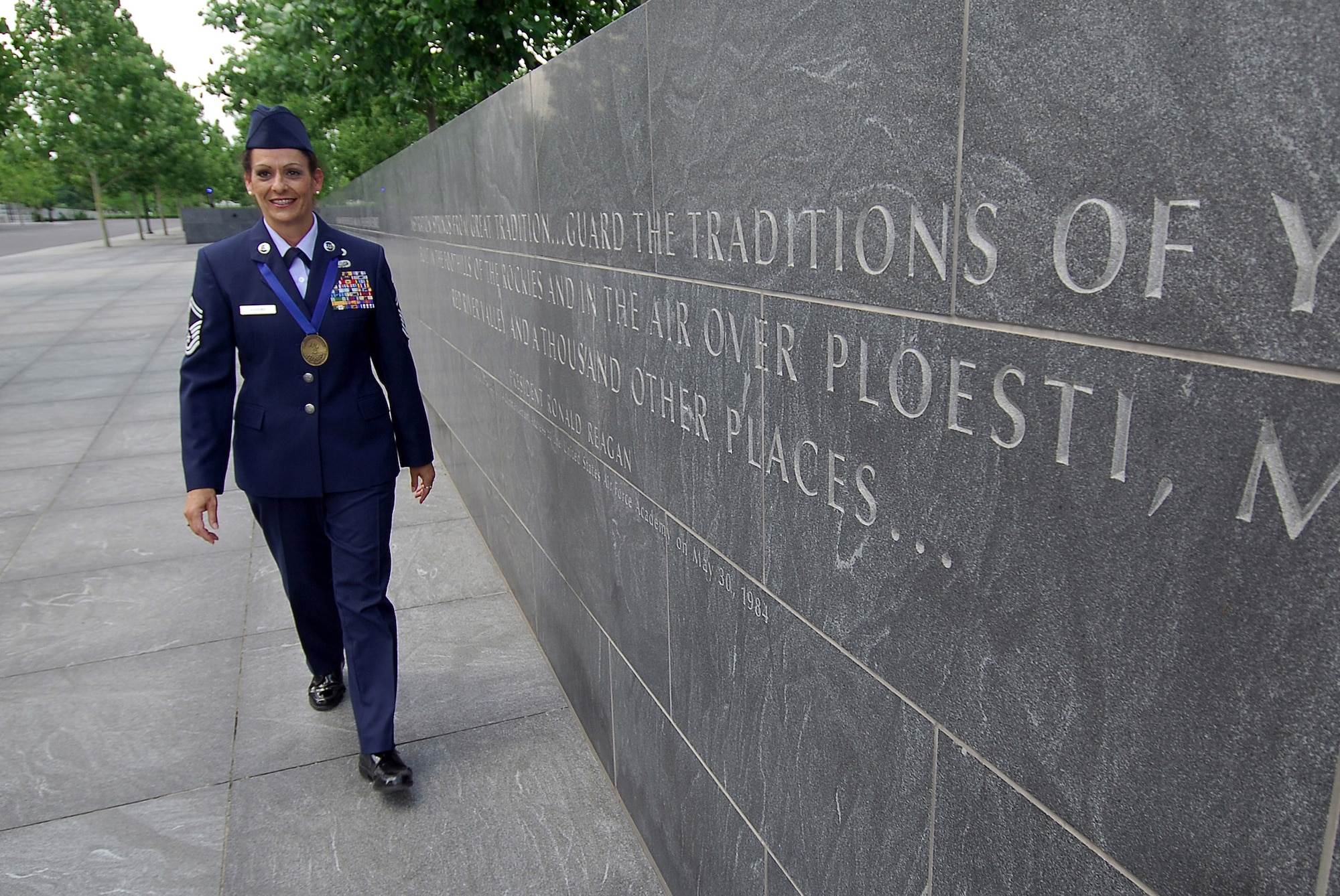 Senior Master Sgt. Donna Goodno walks along the Air Force Memorial in Arlington, Va., June 18 during the Air National Guard's Outstanding Airmen of the Year Week. Goodno was recently announced as one of 12 Air Force Outstanding Airmen for 2008. (Photo by Air Force Master Sgt. Shaun Withers, Air National Guard Readiness Center) (Released)