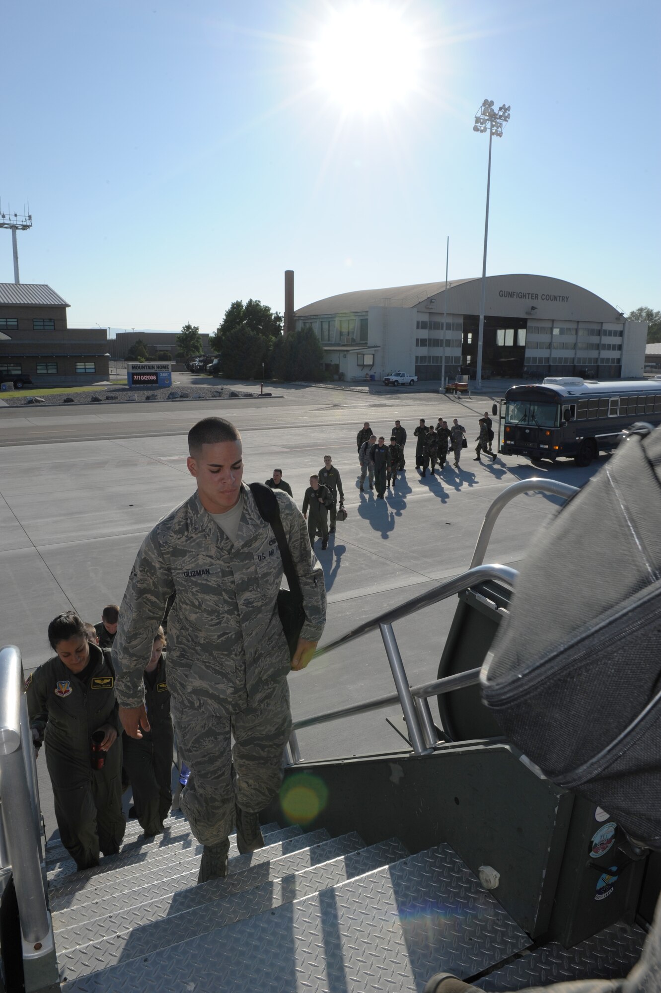 MOUNTAIN HOME AIR FORCE BASE, Idaho -- Members of the 366th Fighter Wing board a Southwest Airlines aircraft, July 10. More than 200 Airmen departed here July 10 to take part in a two-week, joint-mission and joint-force exercise, known as Green Flag, at Nellis AFB, Nevada.  (U.S. Air Force photo/ Airman 1st Class Stephany Miller)