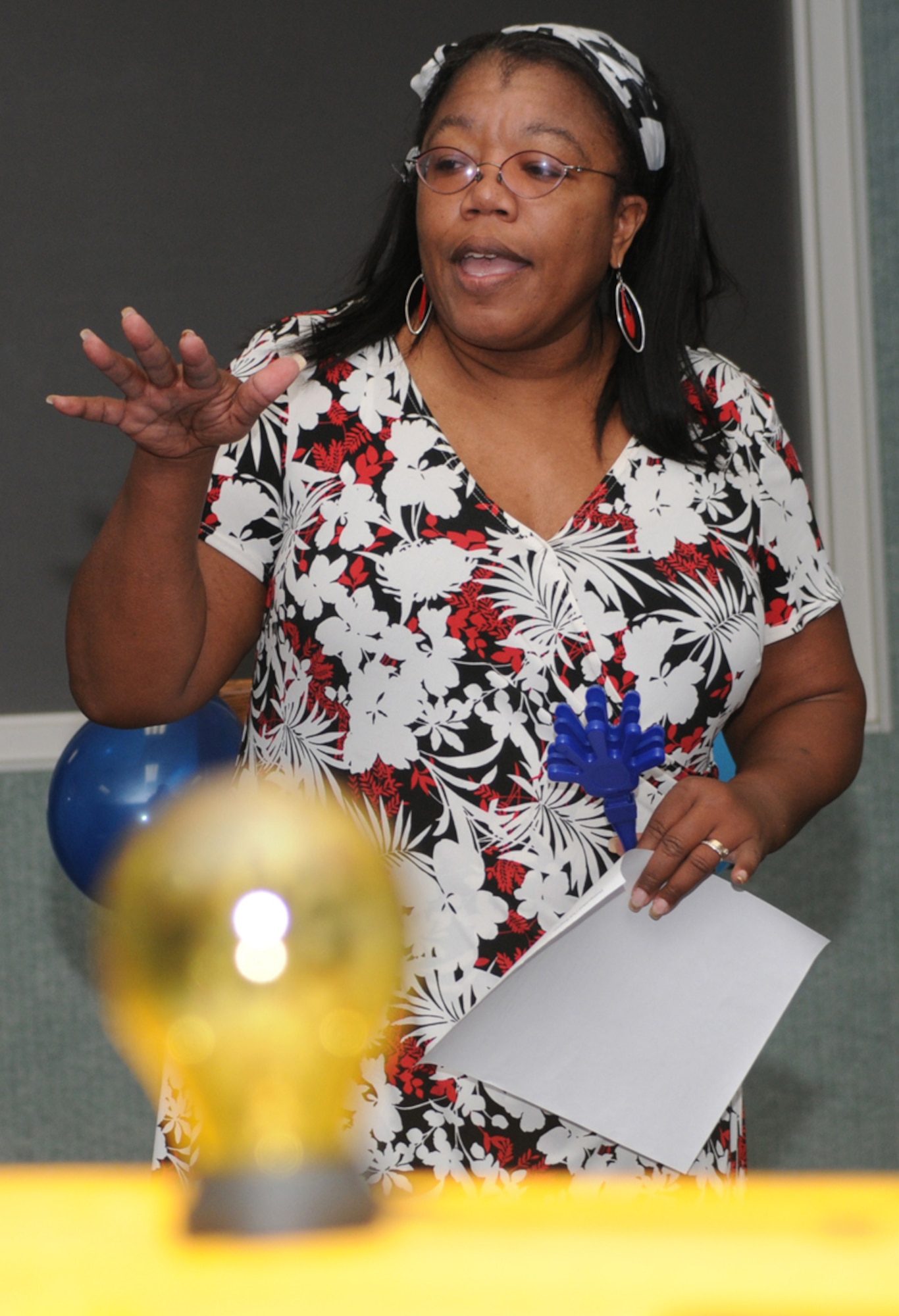 Arleen Stewart opens the July 8 meeting of the At Eze Toastmasters Club.  Keesler’s chapter is celebrating its 20th anniversary this year.  Ms. Stewart, 81st CS, is the chapter’s secretary and serves as the area governor and coach for four off-base groups.  The international organization helps members develop public speaking and leadership skills through practice and feedback.  The group meets 11 a.m. Tuesdays in the 81st Communica-tions Squadron conference room.  For more information, call Ms. Stewart, 377-2440, or Dewi Clark, 377-2714.  (U.S. Air Force photo by Kemberly Groue)
