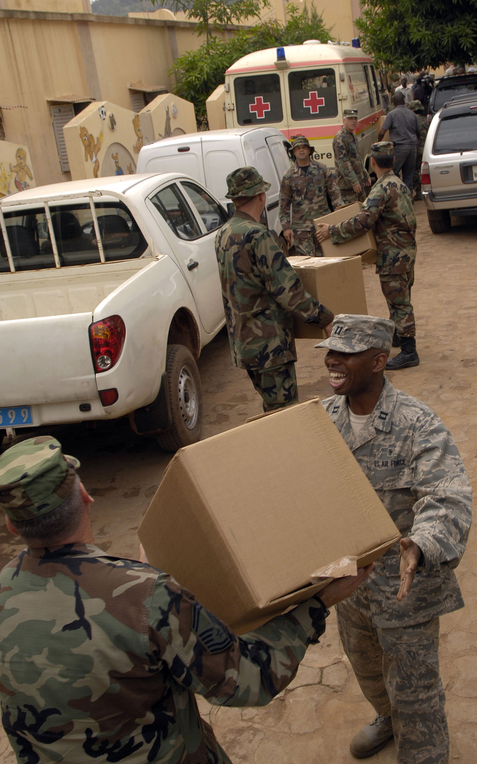 Airmen Donate Clothes To Malian Orphanages